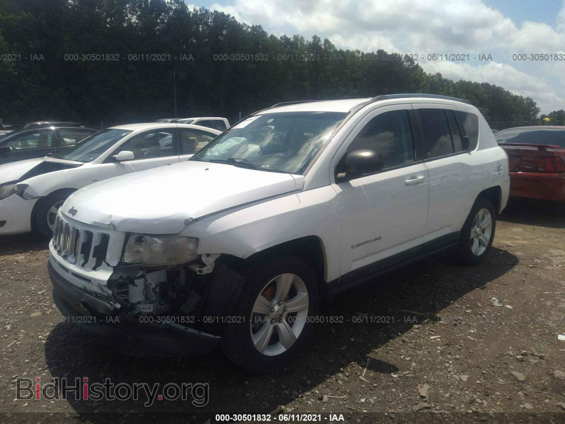 2011 JEEP COMPASS - VIN: 1J4NT1FB0BD239551 - Фото 2