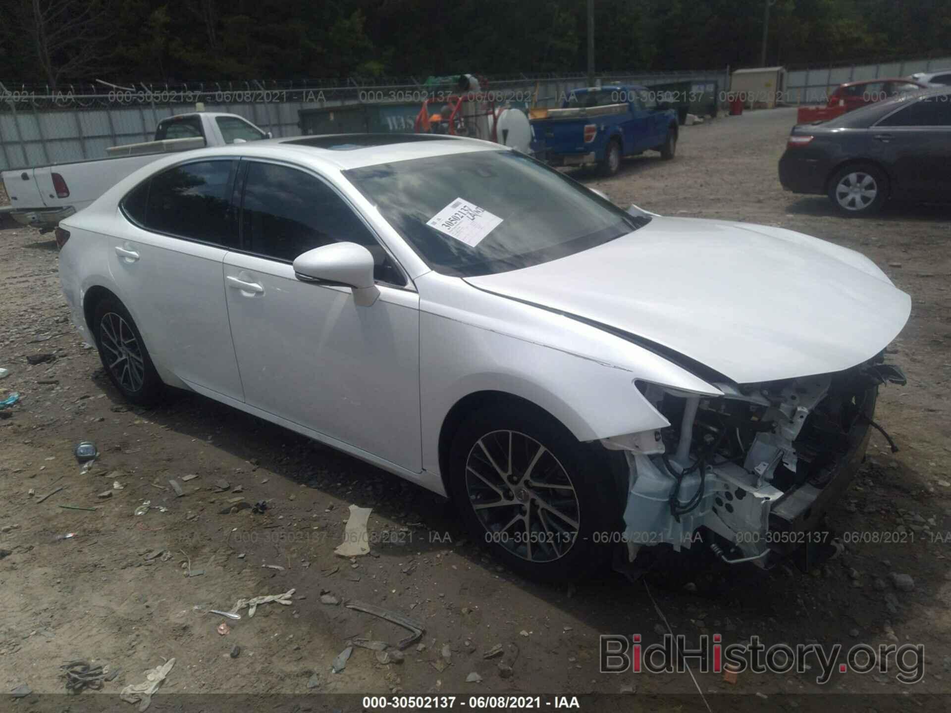 Photo 58ABK1GG6HU062412 - LEXUS ES 2017