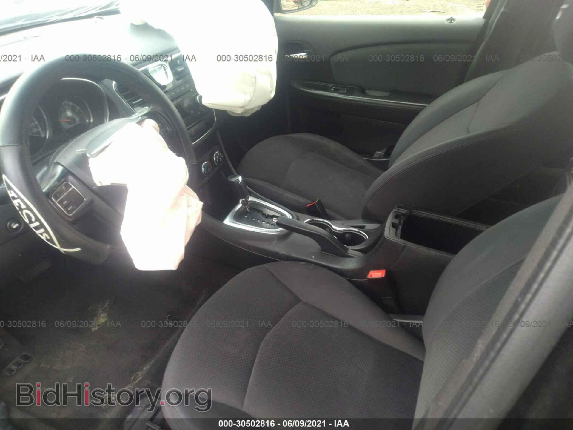 2012 CHRYSLER 200 - VIN: 1C3CCBAB6CN224823 - Фото 5