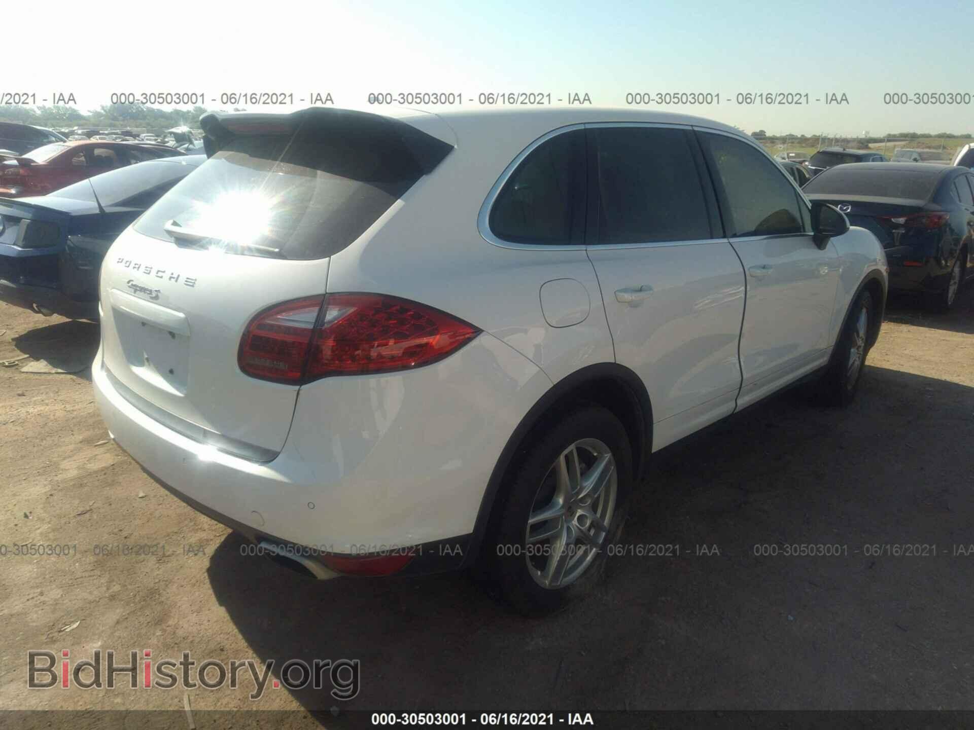 2012 PORSCHE CAYENNE - VIN: WP1AB2A20CLA49355 - Фото 4