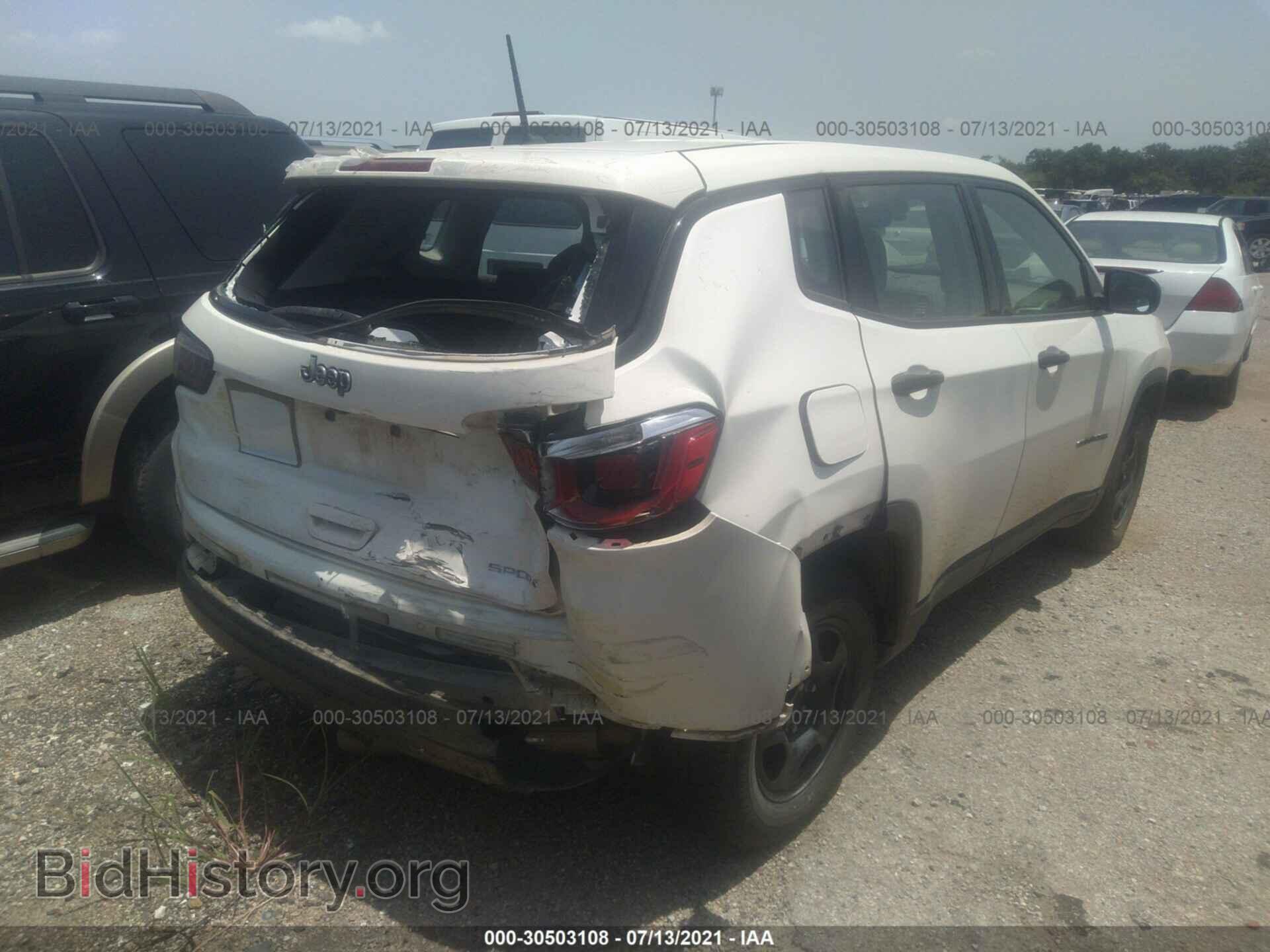 2017 JEEP COMPASS - VIN: 3C4NJCAB1HT661054 - Фото 4