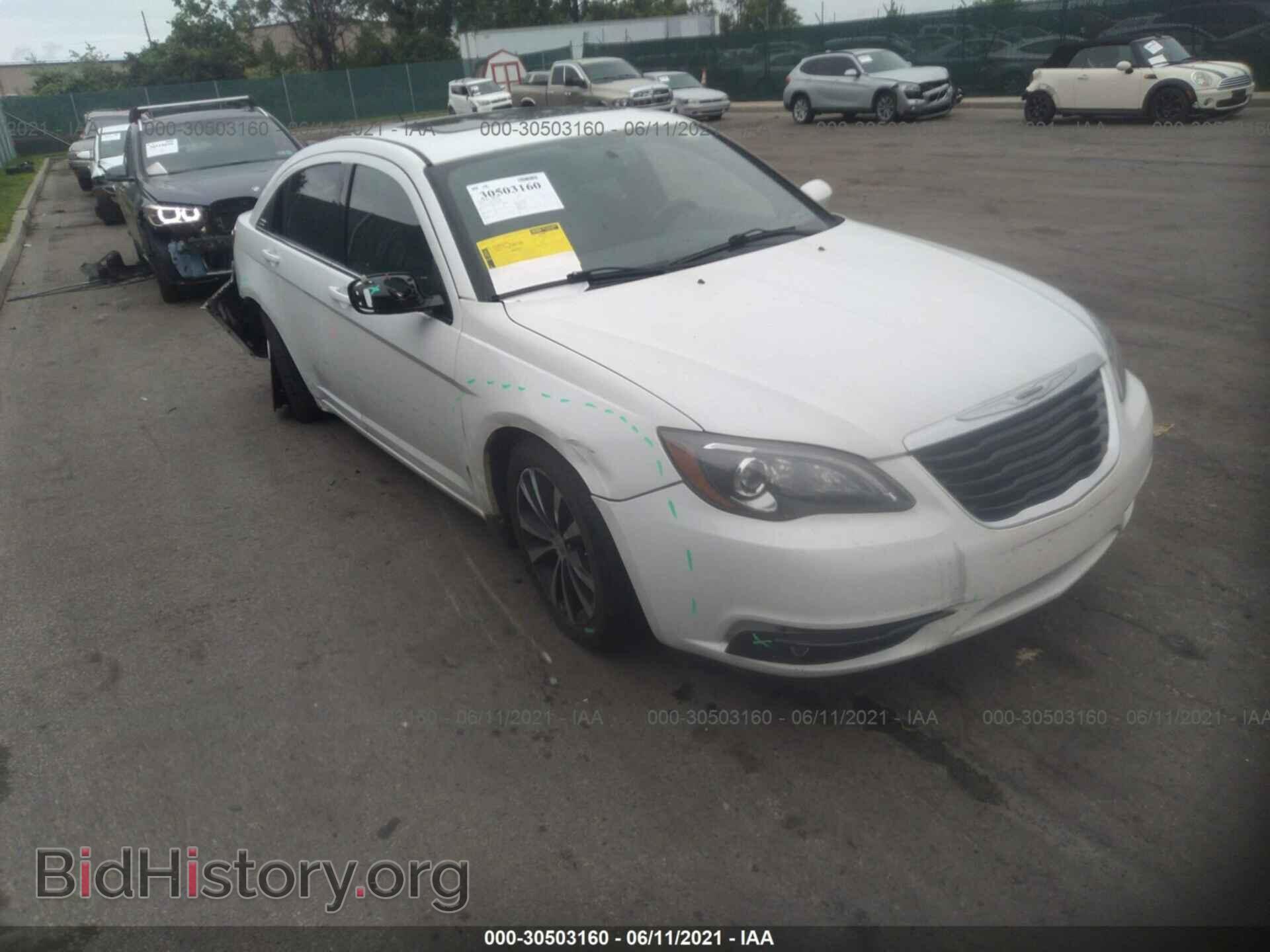 Photo 1C3CCBHG1CN119463 - CHRYSLER 200 2012