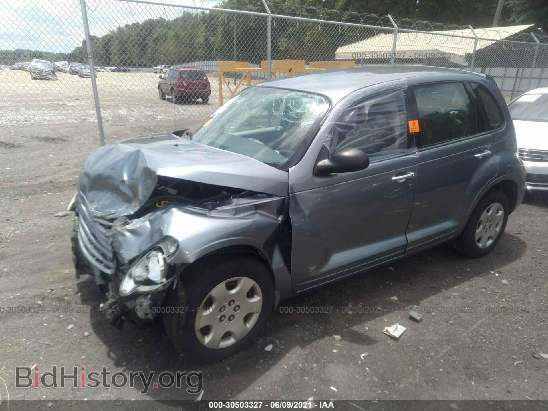2008 CHRYSLER PT CRUISER - VIN: 3A8FY48B18T243873 - Фото 2