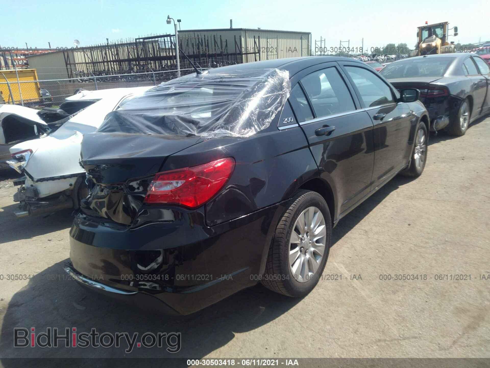 2013 CHRYSLER 200 - VIN: 1C3CCBAB0DN734232 - Фото 4