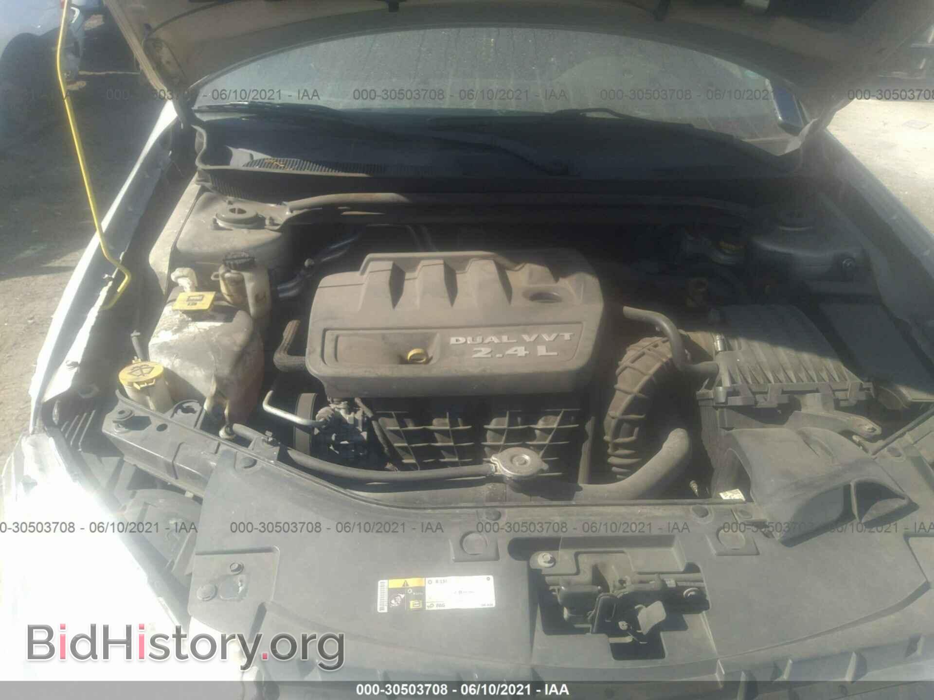 2014 CHRYSLER 200 - VIN: 1C3CCBAB1EN145207 - Фото 9