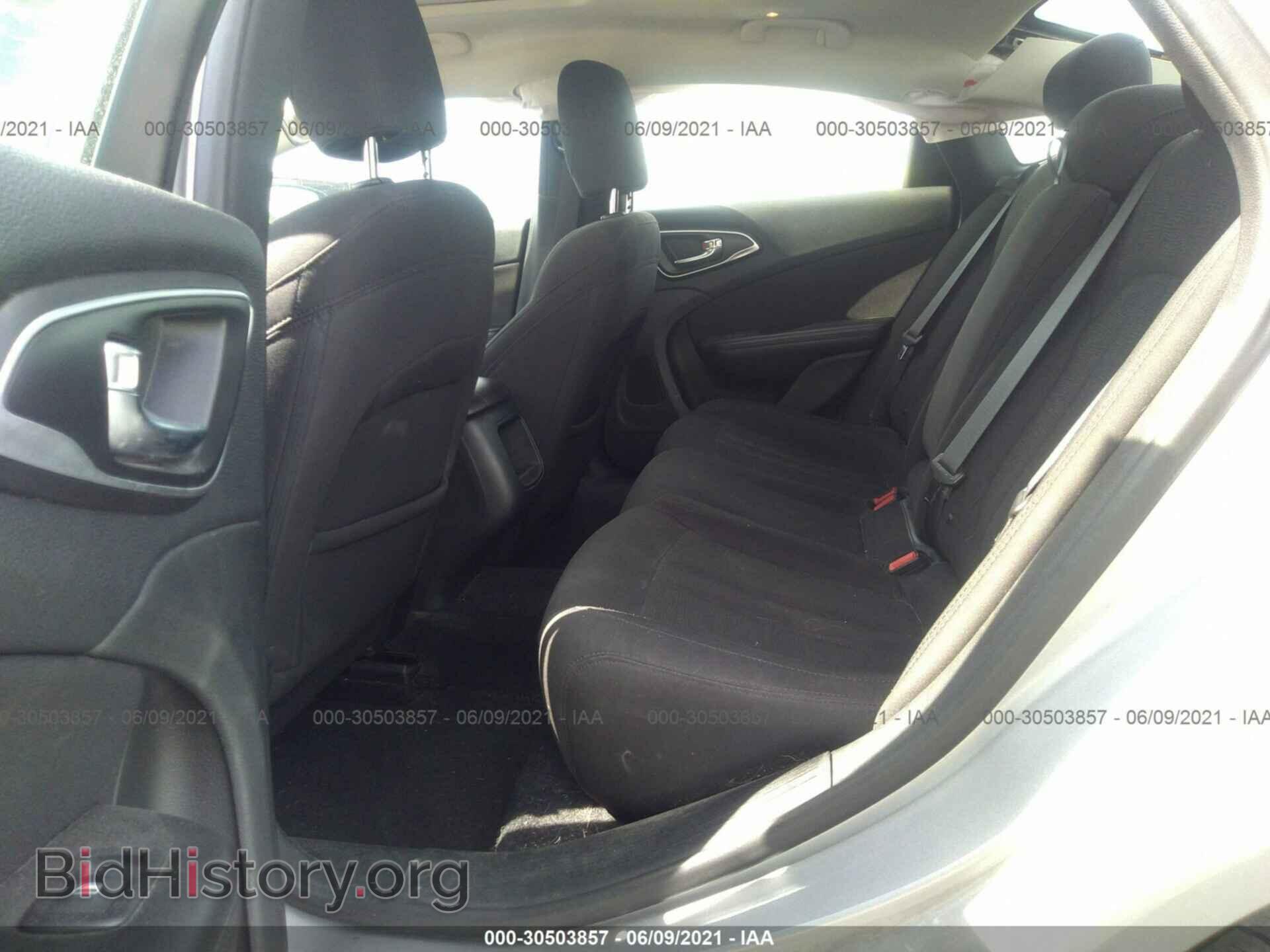 2015 CHRYSLER 200 - VIN: 1C3CCCAB9FN552375 - Фото 8