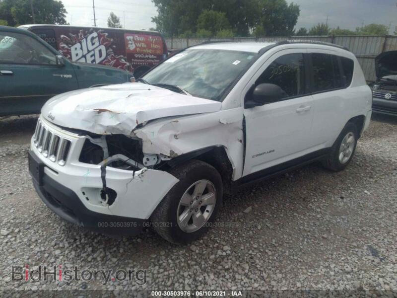 2014 Jeep COMPASS (VIN 1C4NJCBA0ED844811) — photo 2 of 11
