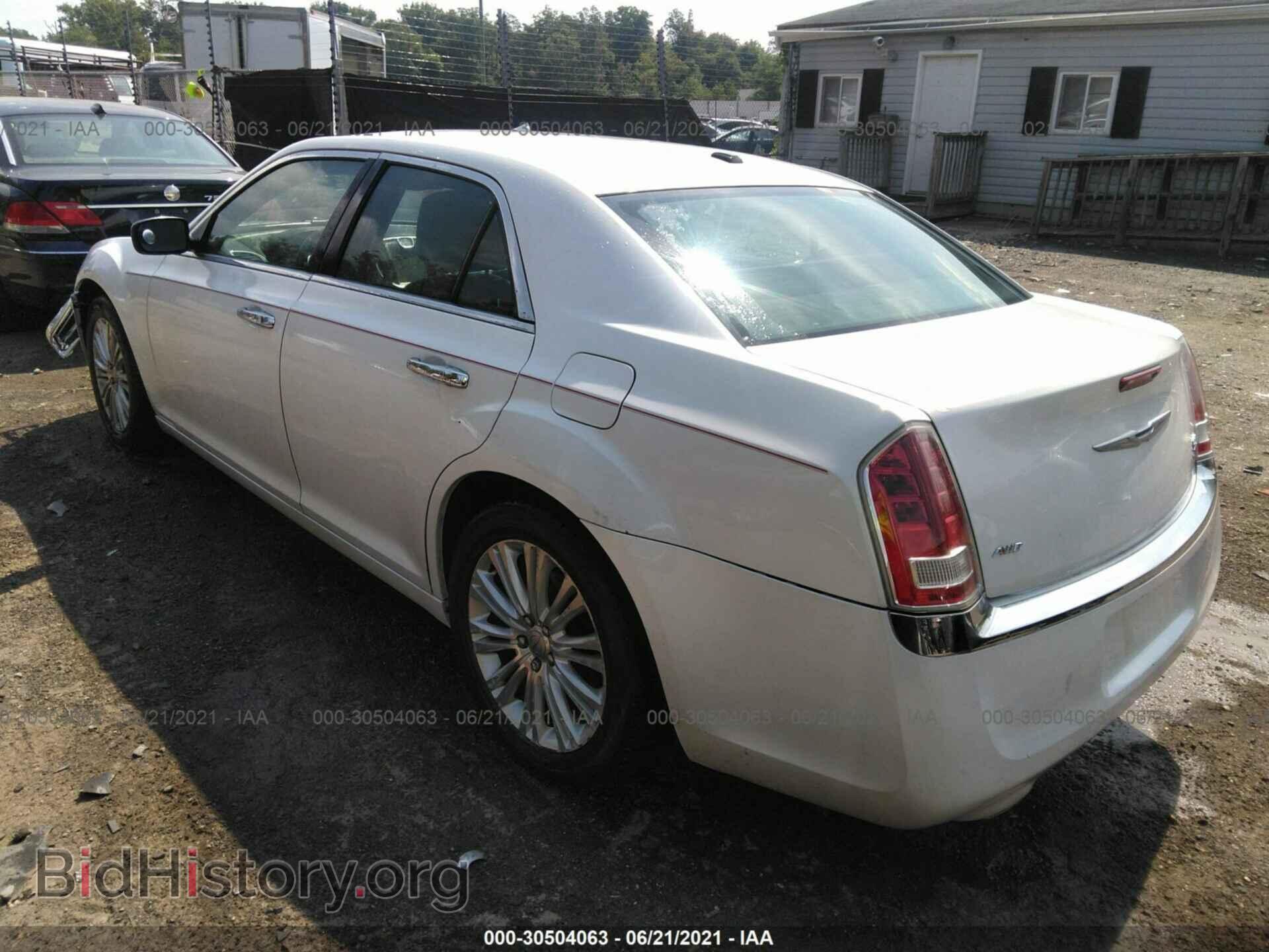 2012 CHRYSLER 300 - VIN: 2C3CCAHG3CH208230 - Photo 3