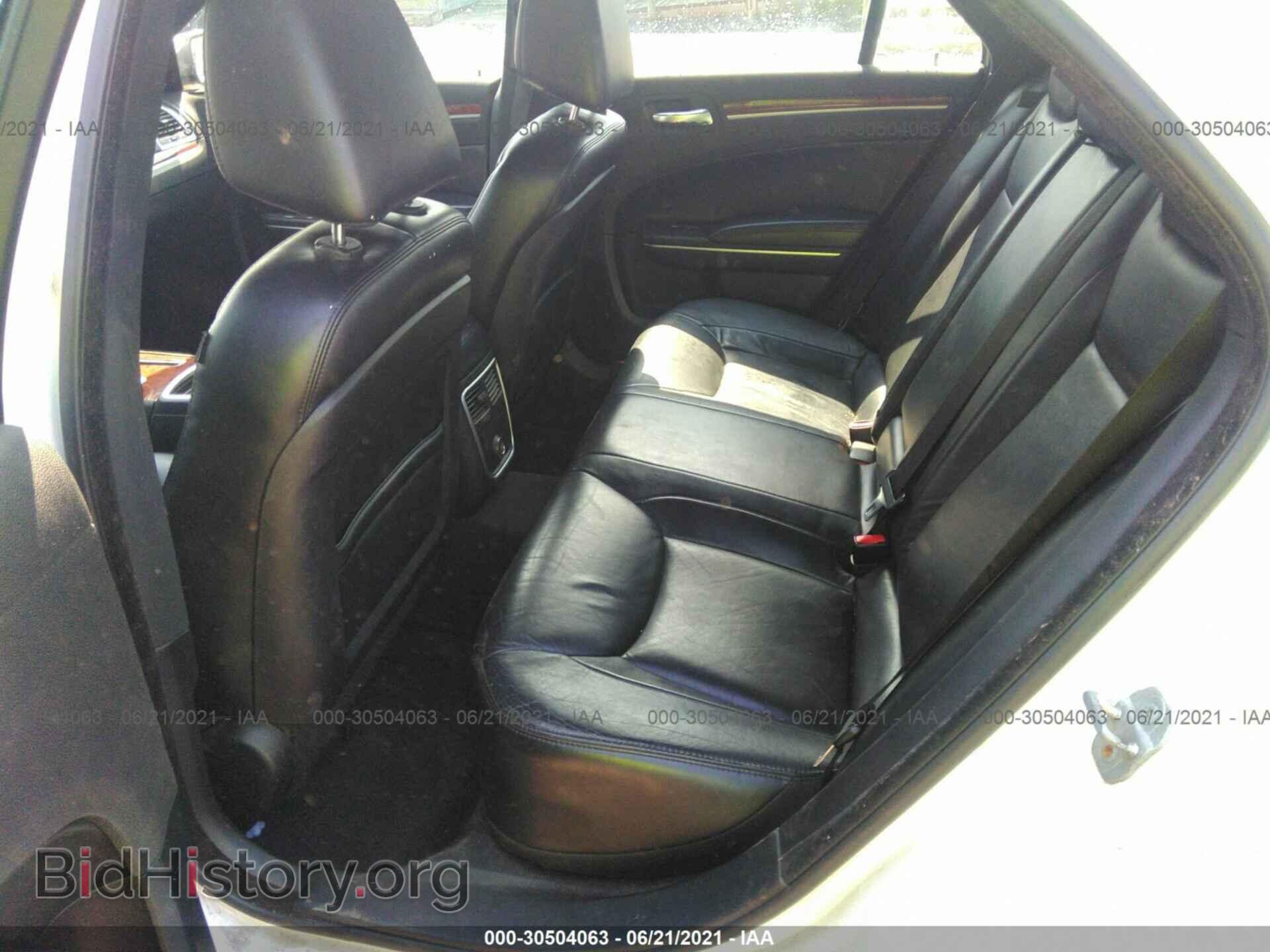 2012 CHRYSLER 300 - VIN: 2C3CCAHG3CH208230 - Photo 8