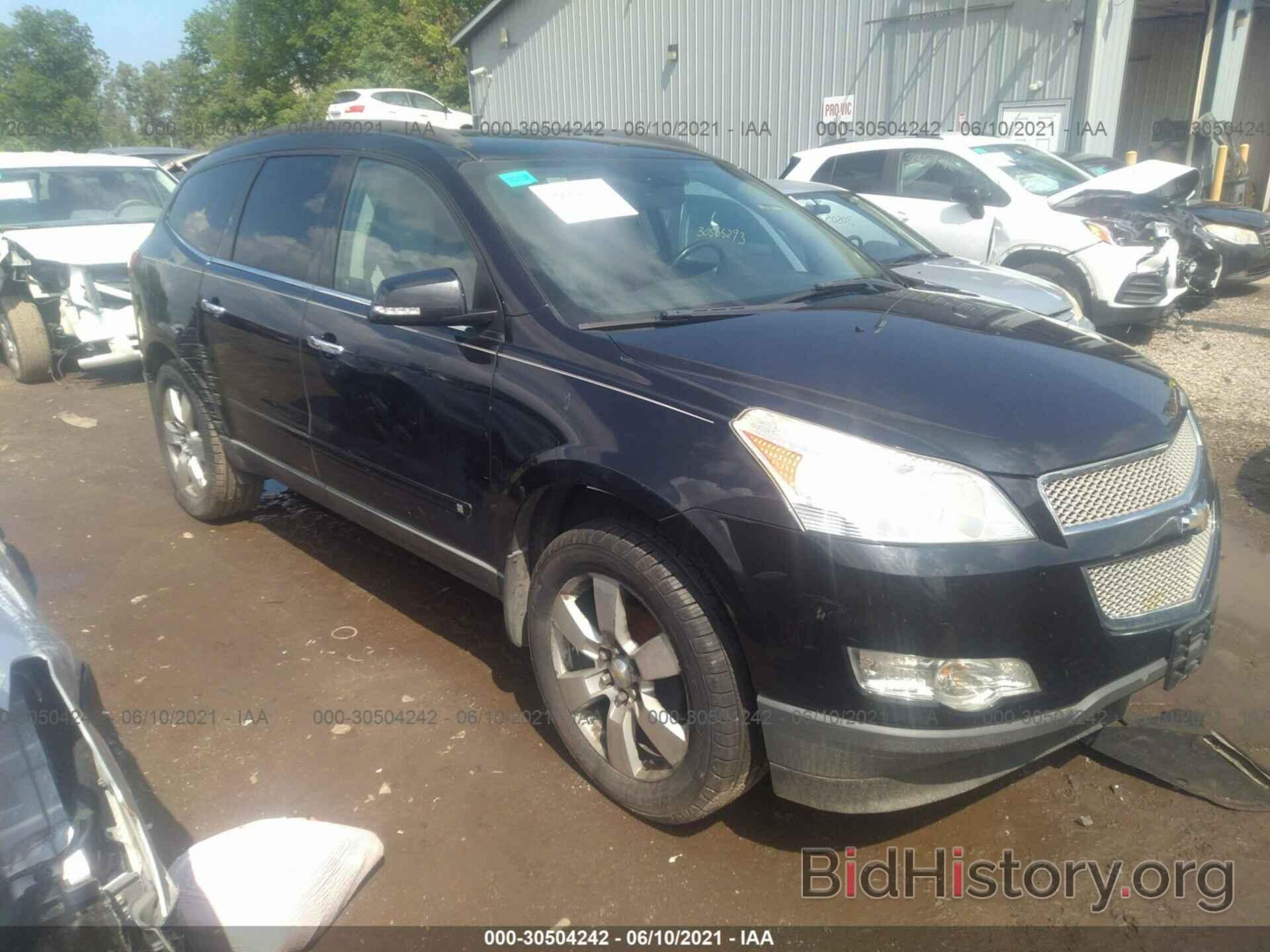 Photo 1GNLVHED5AS104151 - CHEVROLET TRAVERSE 2010