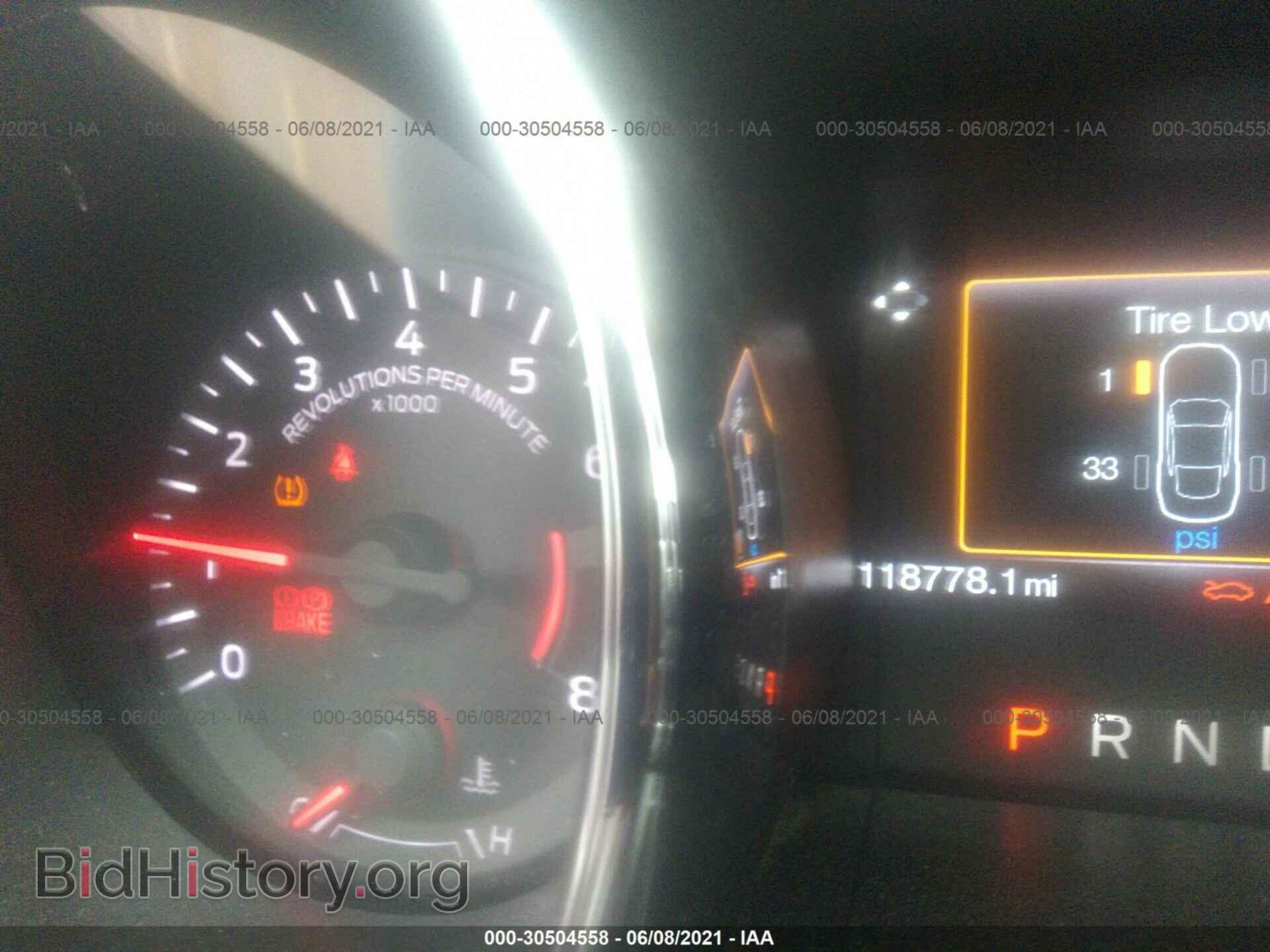 2015 FORD MUSTANG - VIN: 1FATP8EM2F5427149 - Фото 7