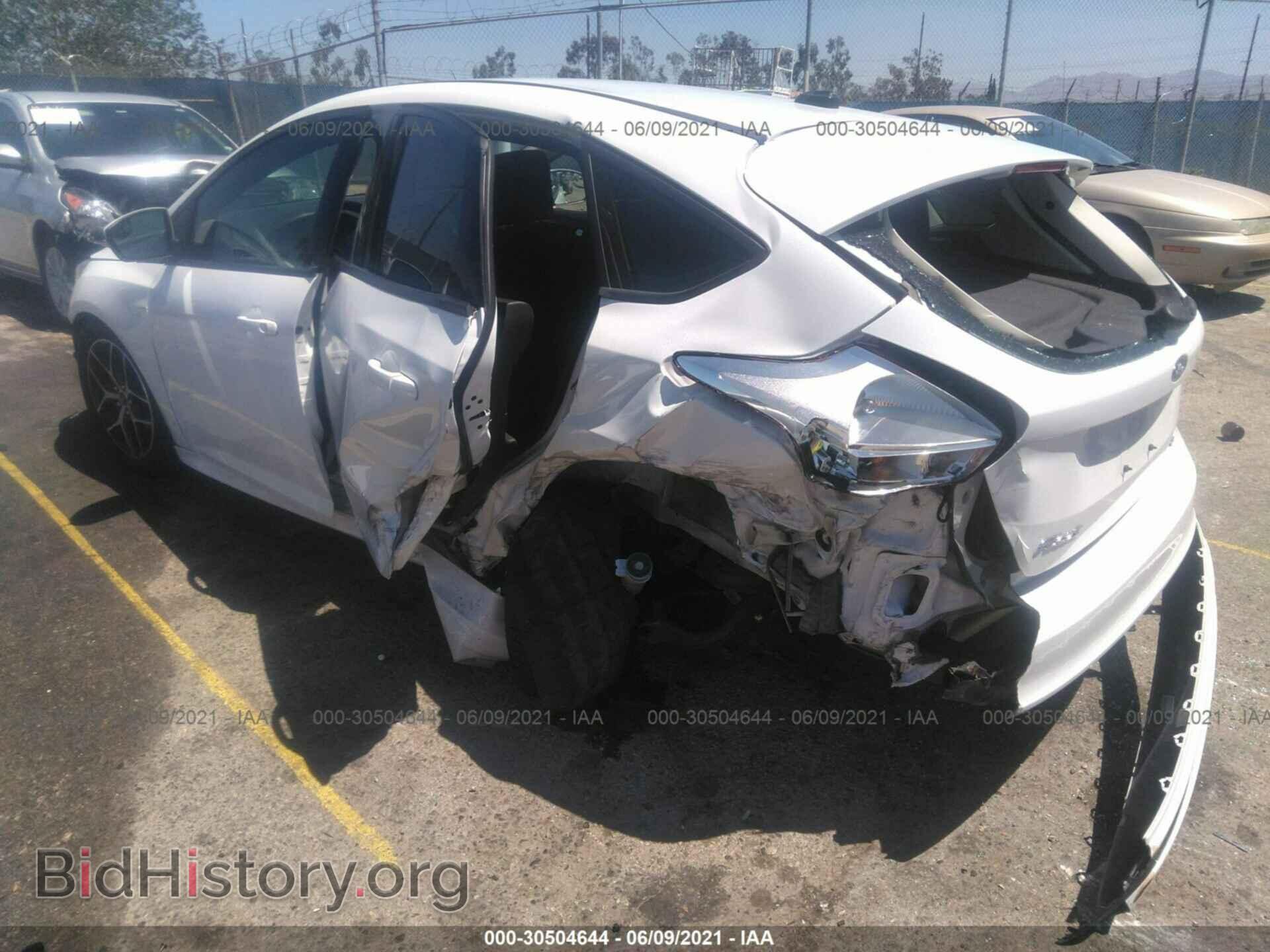 2016 FORD FOCUS - VIN: 1FADP3K22GL391809 - Photo 3