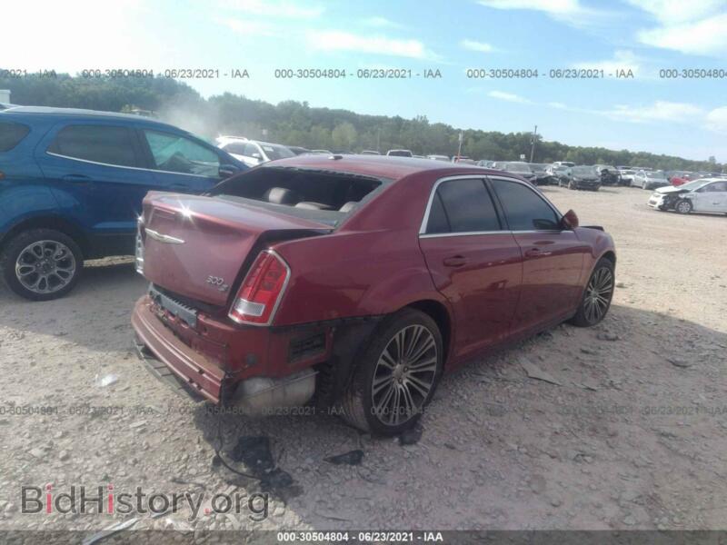 2012 Chrysler 300 (VIN 2C3CCABG3CH313102) — photo 4 of 15