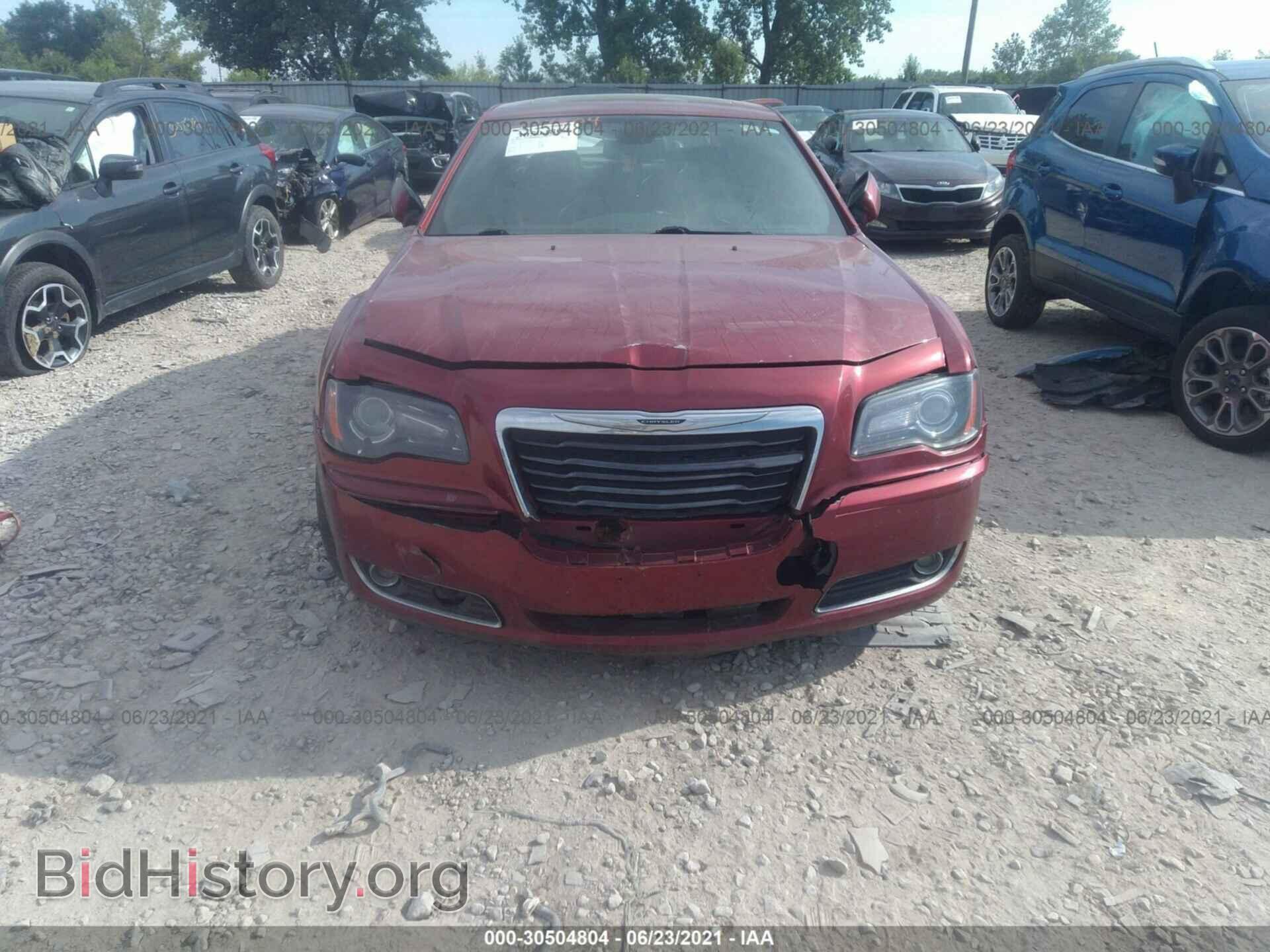 2012 CHRYSLER 300 - VIN: 2C3CCABG3CH313102 - Фото 6