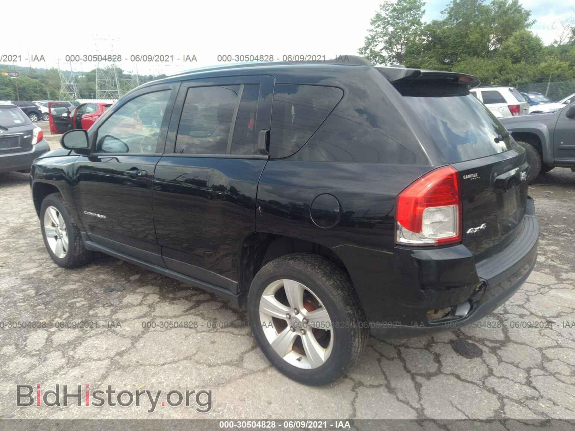 2012 JEEP COMPASS - VIN: 1C4NJDEB6CD511133 - Photo 3