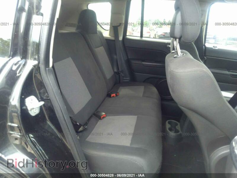 2012 Jeep COMPASS (VIN 1C4NJDEB6CD511133) — фото 8 из 11
