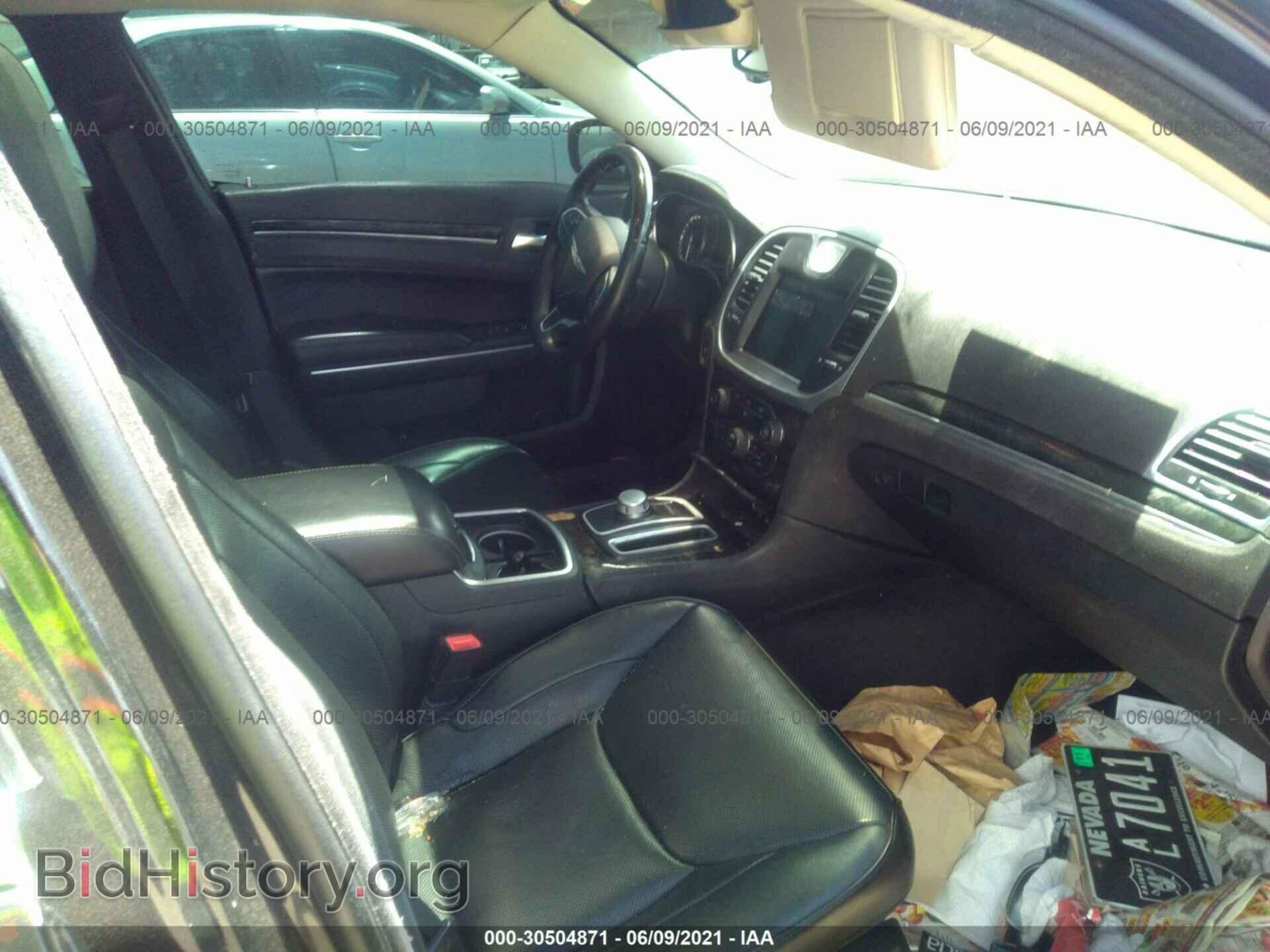 2017 CHRYSLER 300 - VIN: 2C3CCAEG4HH564410 - Фото 5