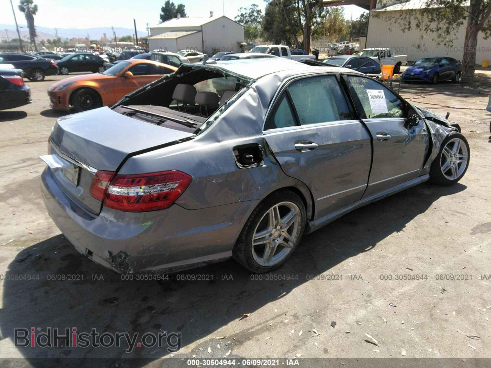 2012 MERCEDES-BENZ E-CLASS - VIN: WDDHF5KB6CA522486 - Фото 4