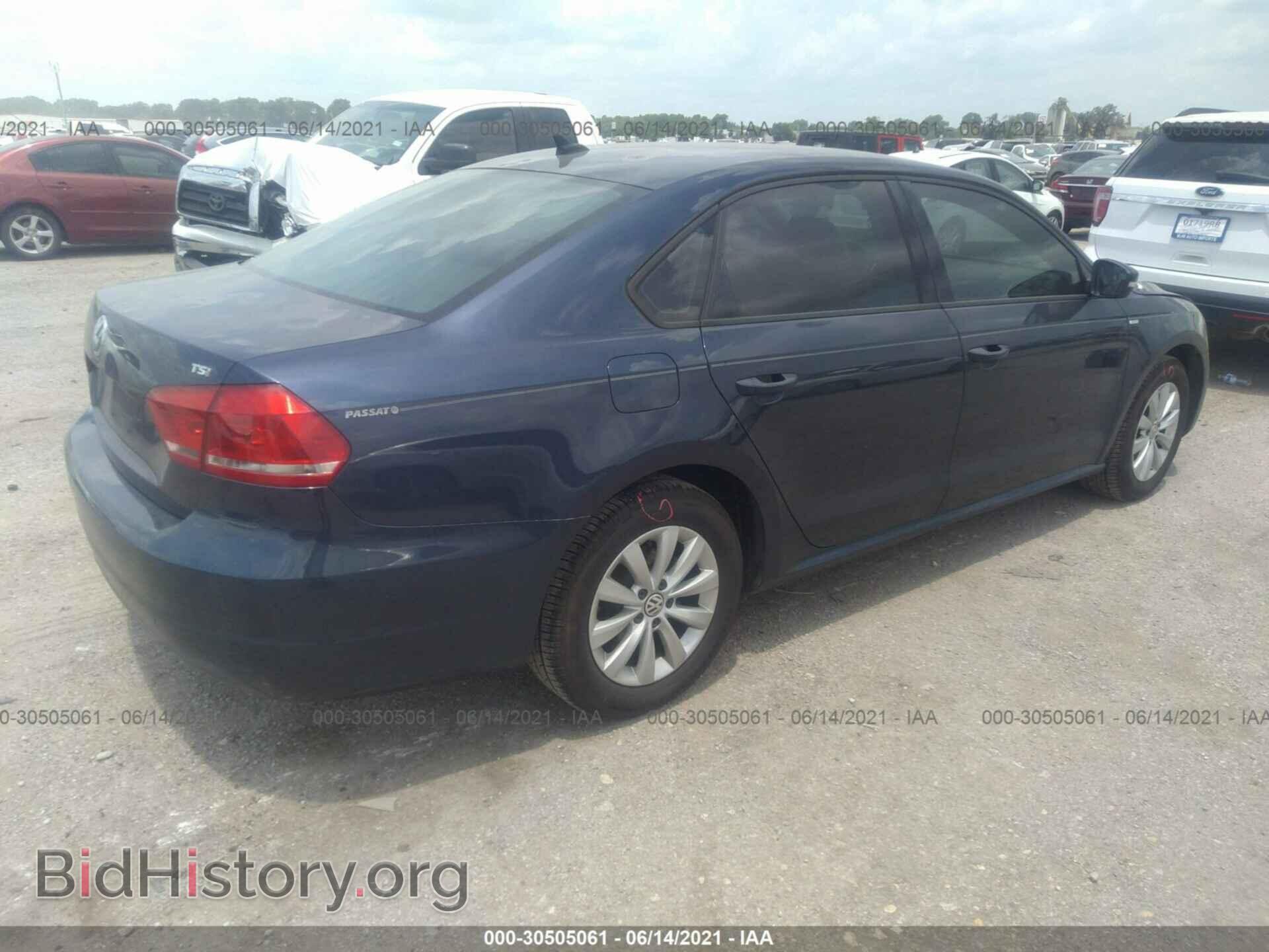 2015 VOLKSWAGEN PASSAT - VIN: 1VWAS7A30FC002996 - Фото 4