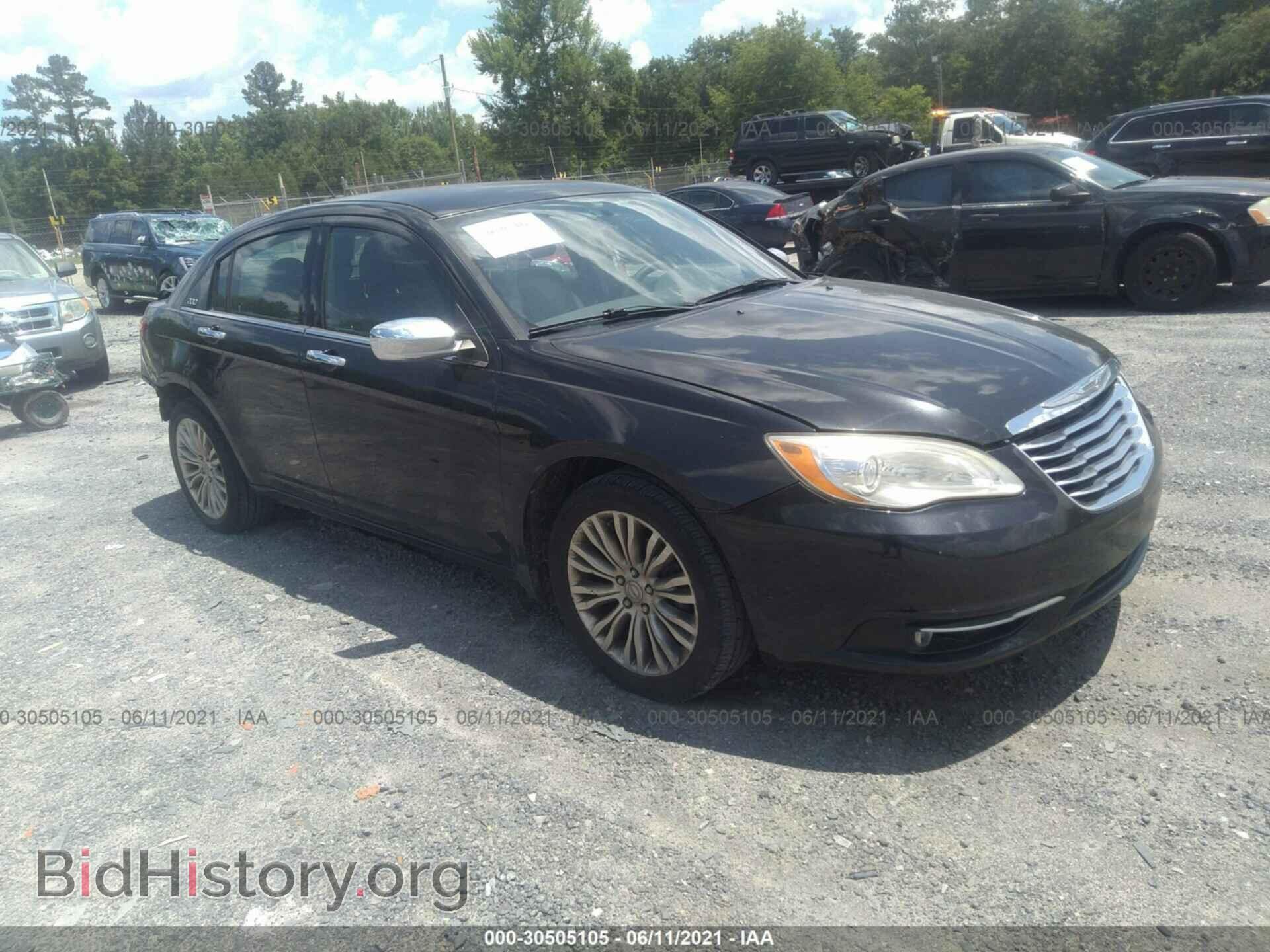 Photo 1C3BC2FB0BN501078 - CHRYSLER 200 2011