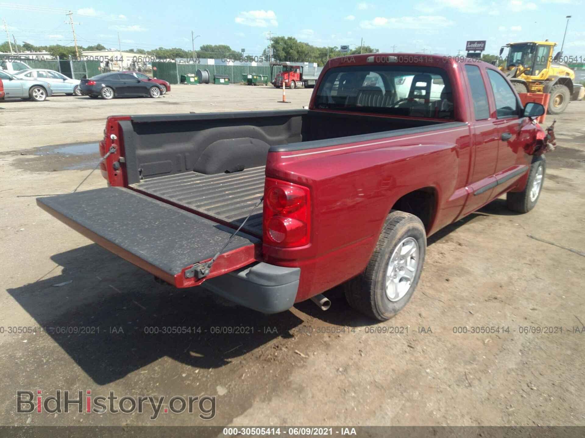 2007 DODGE DAKOTA - VIN: 1D7HE22K17S160617 - Фото 4