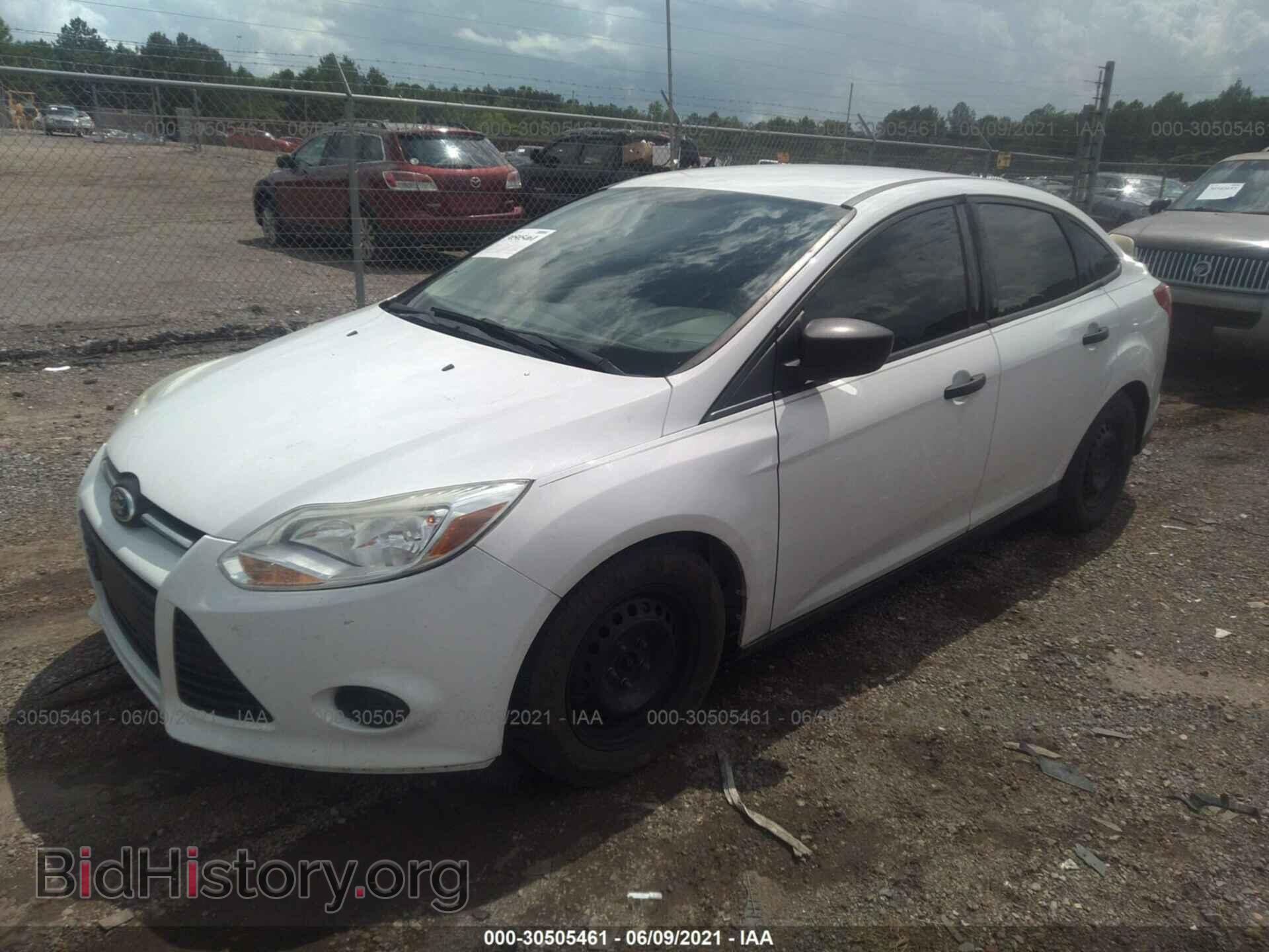2014 FORD FOCUS - VIN: 1FADP3E29EL436379 - Фото 2