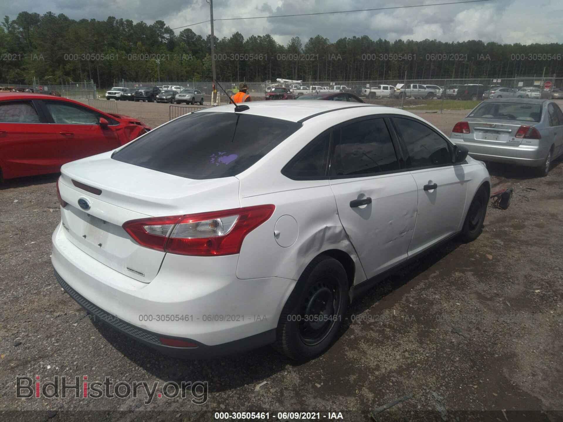 2014 FORD FOCUS - VIN: 1FADP3E29EL436379 - Фото 4