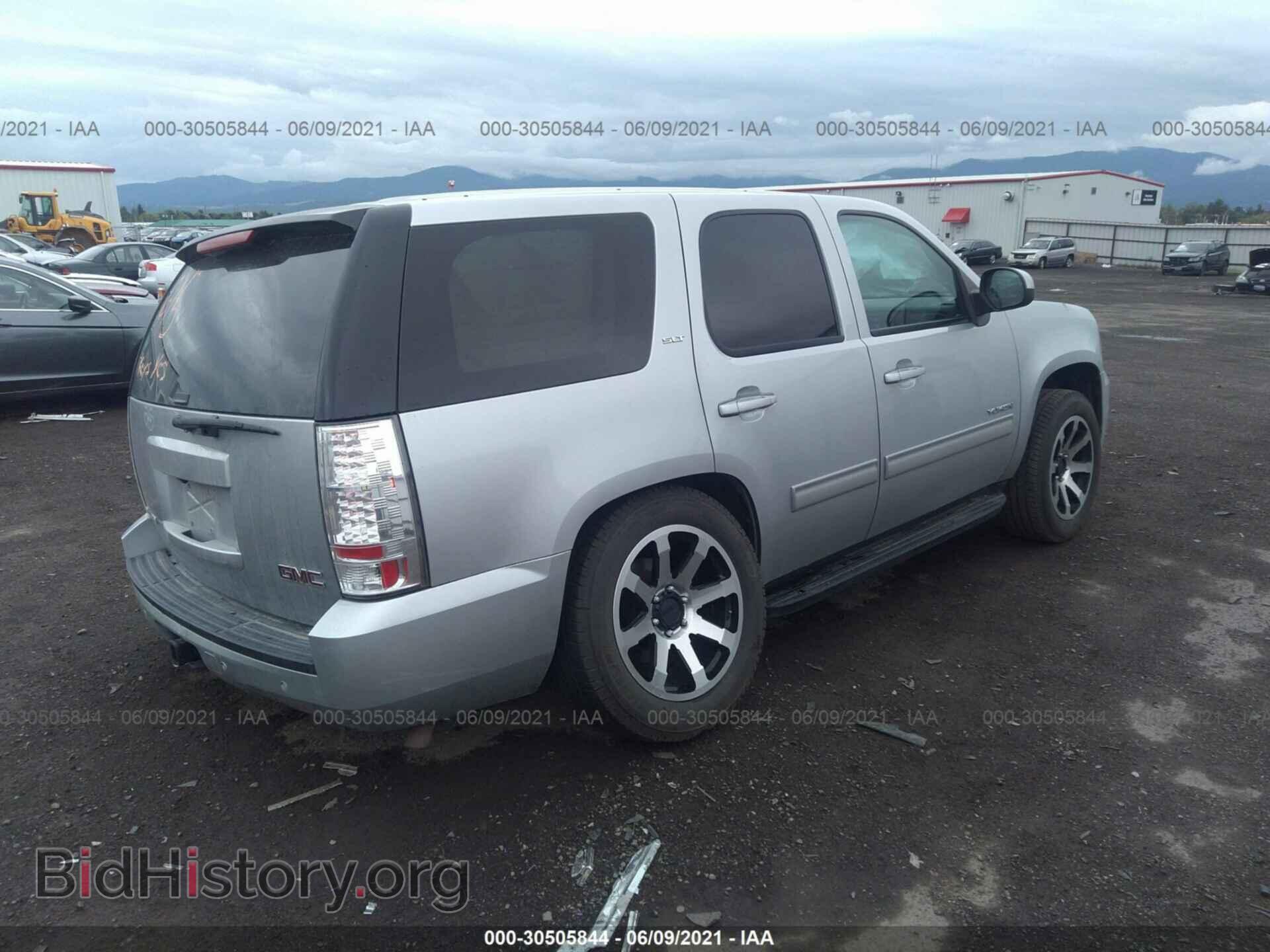 2012 GMC YUKON - VIN: 1GKS2CE06CR198309 - Photo 4
