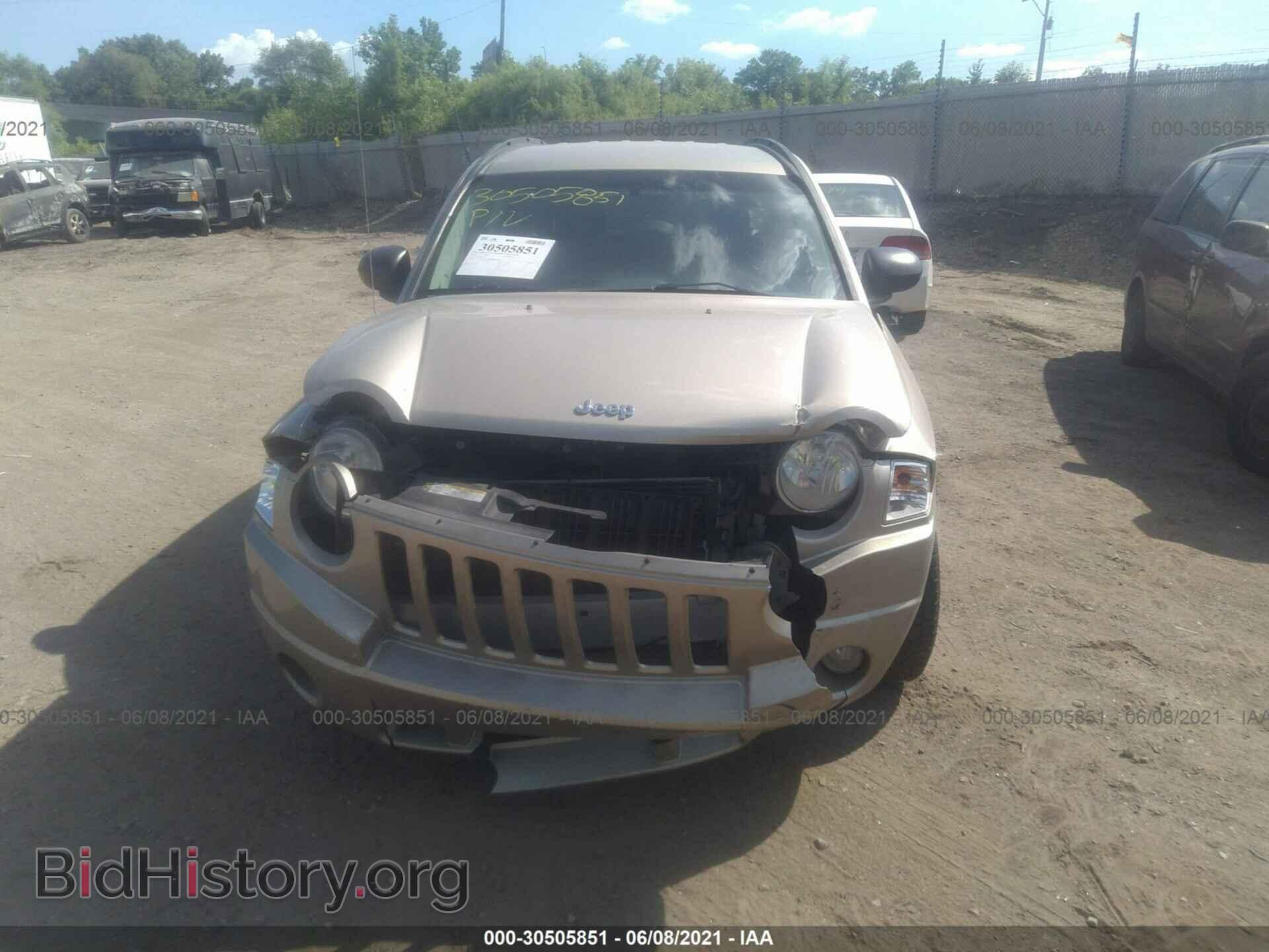 2009 JEEP COMPASS - VIN: 1J4FT47B09D114404 - Photo 6