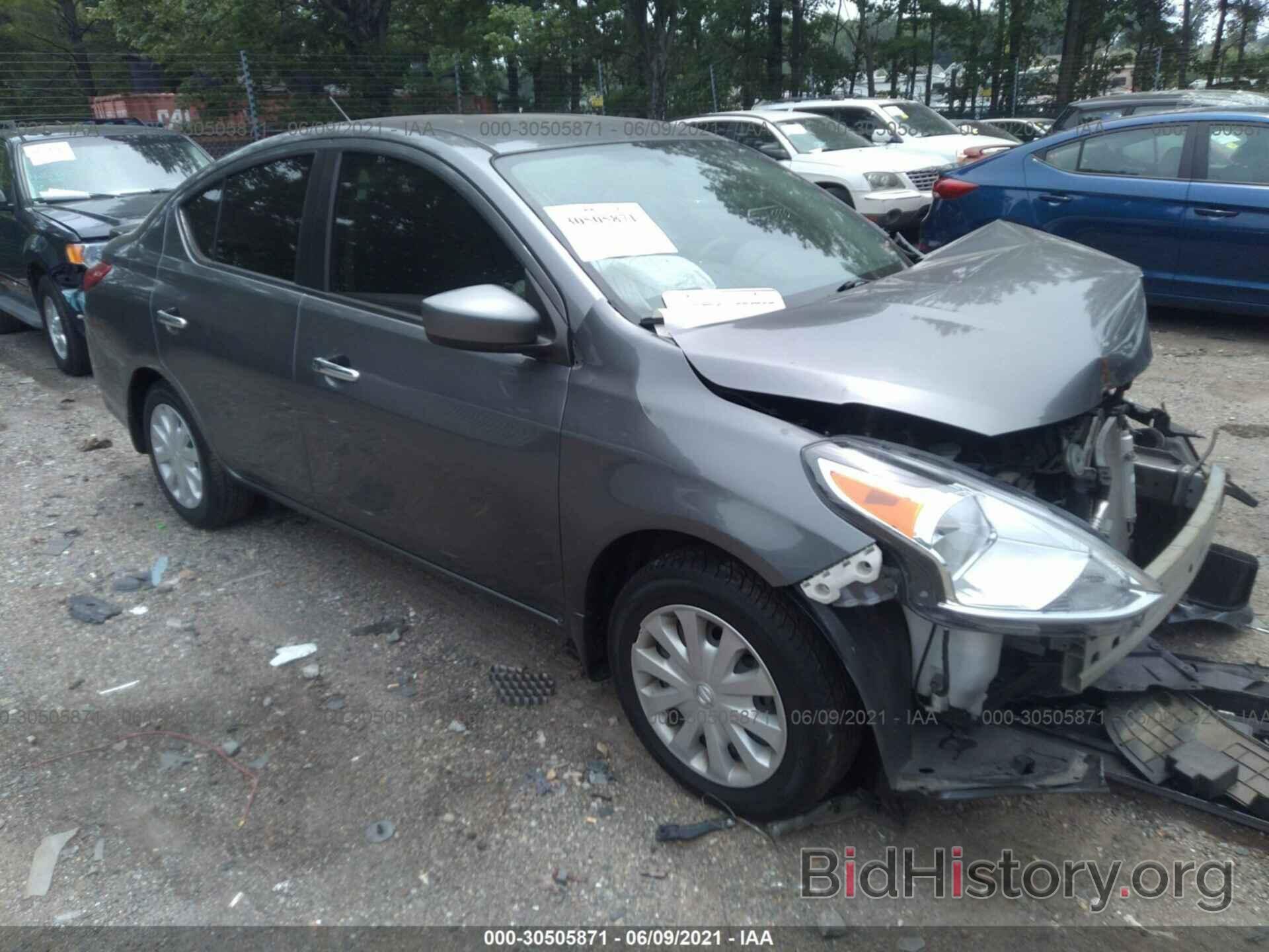 Photo 3N1CN7AP7JL822031 - NISSAN VERSA SEDAN 2018