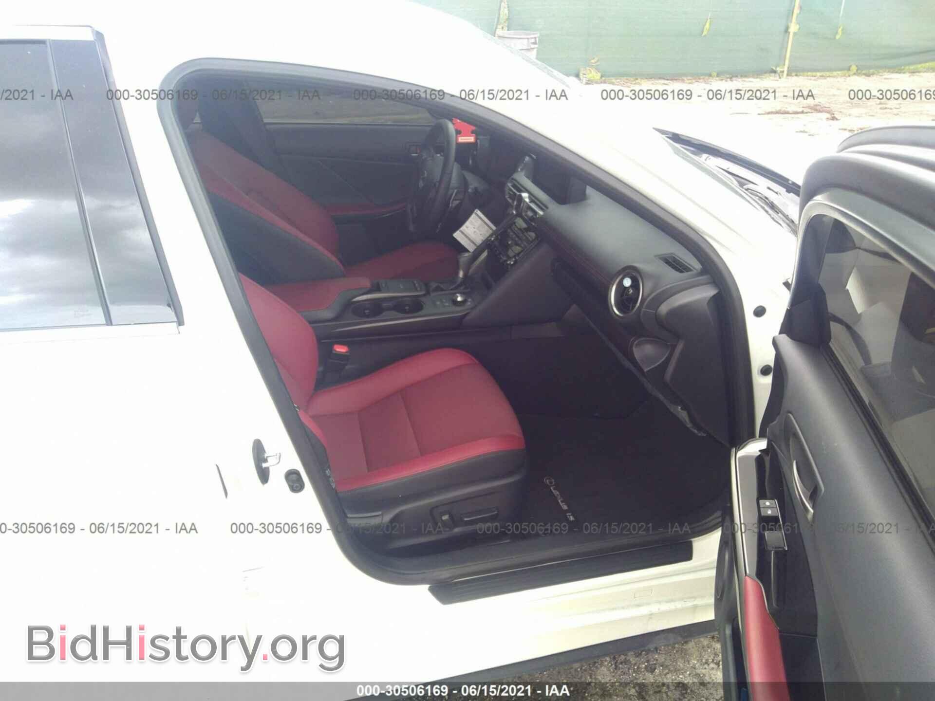 2021 LEXUS IS - VIN: JTHAA1D20M5113585 - Photo 5