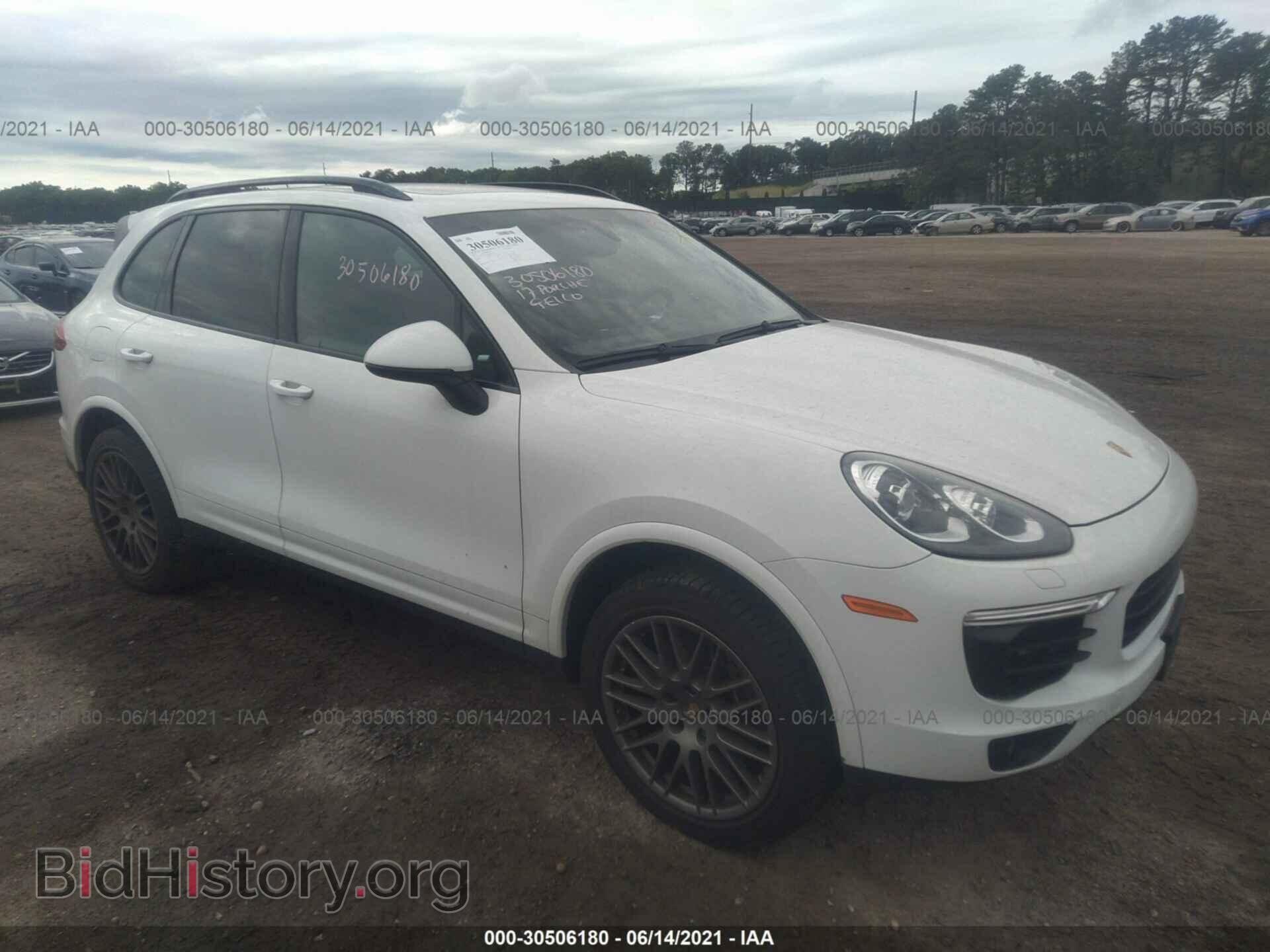 Фотография WP1AA2A20HKA81495 - PORSCHE CAYENNE 2017