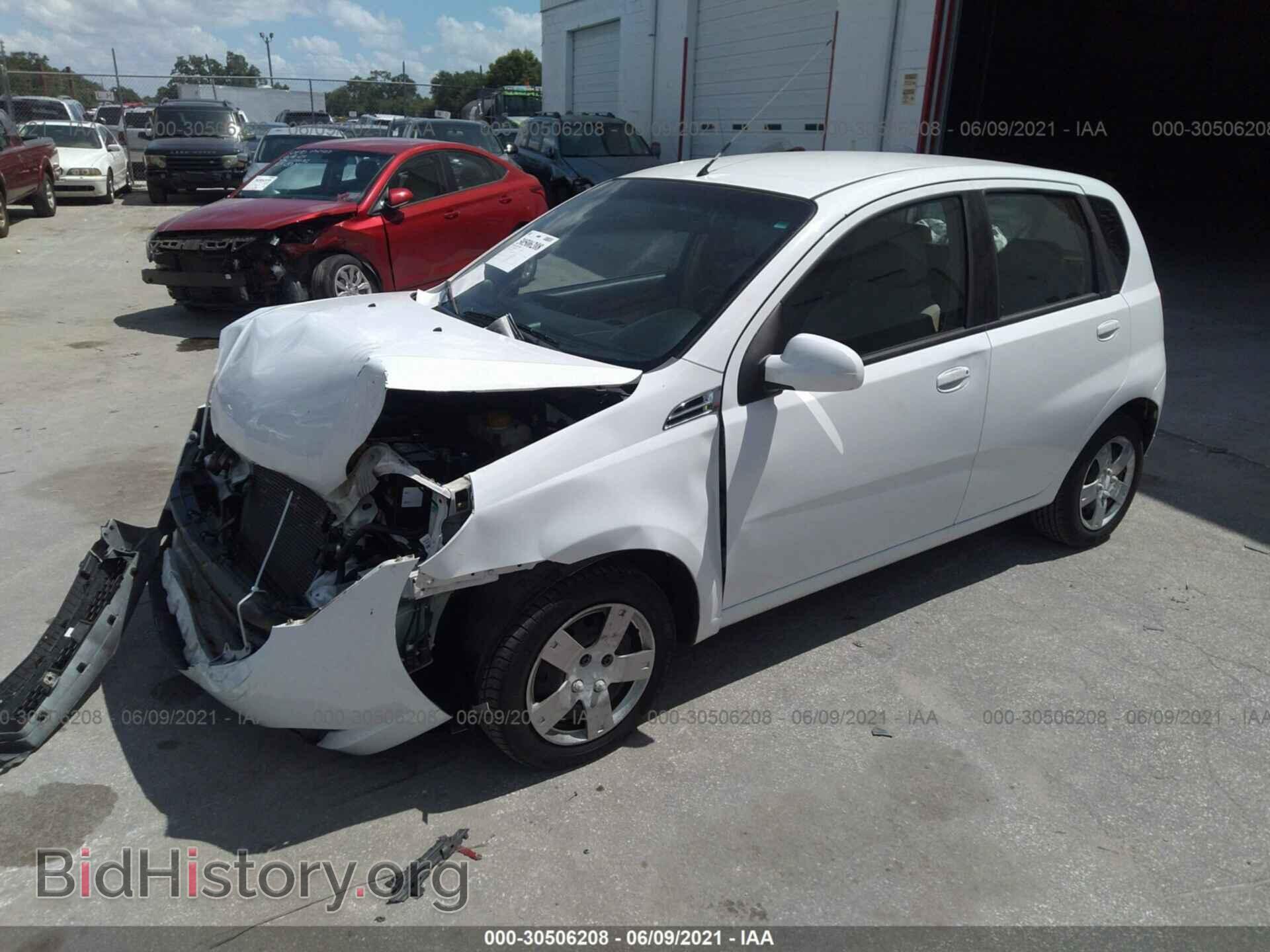 2011 CHEVROLET AVEO - VIN: KL1TD6DE4BB133255 - Фото 2