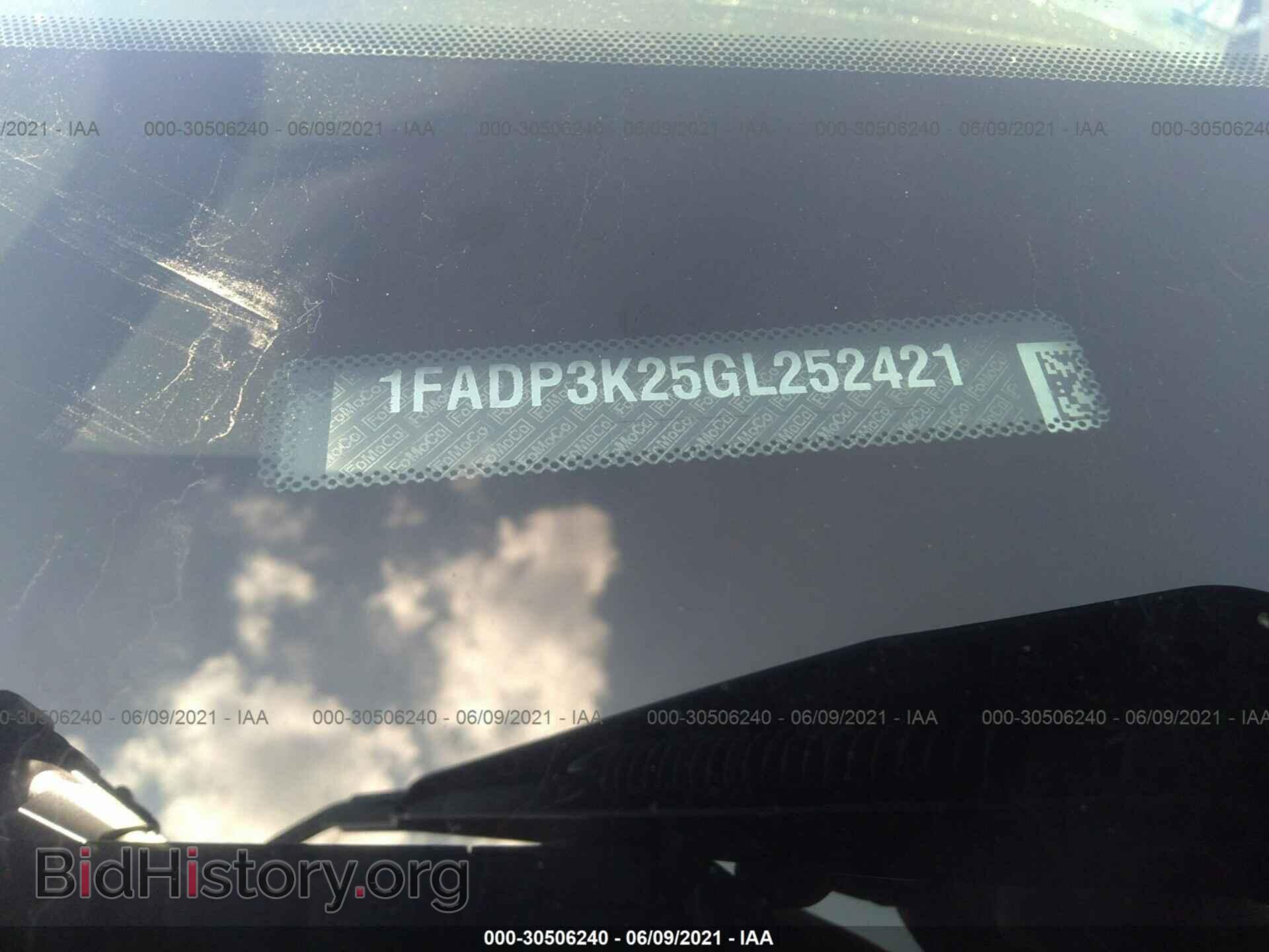2016 FORD FOCUS - VIN: 1FADP3K25GL252421 - Фото 9