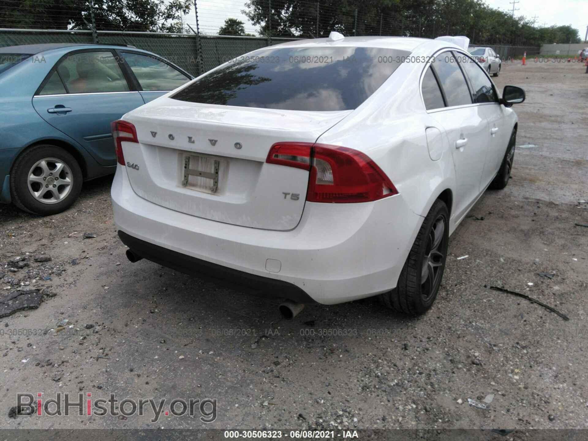 2013 VOLVO S60 - VIN: YV1612FS7D2207601 - Фото 4