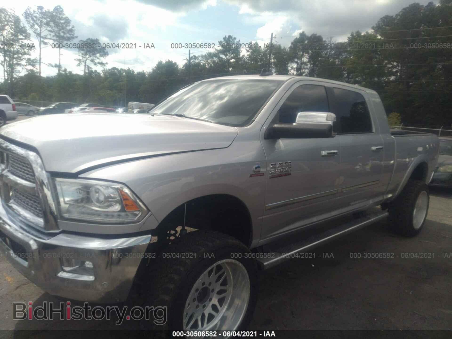 2016 RAM 2500 - VIN: 3C6UR5NL3GG115129 - Фото 2