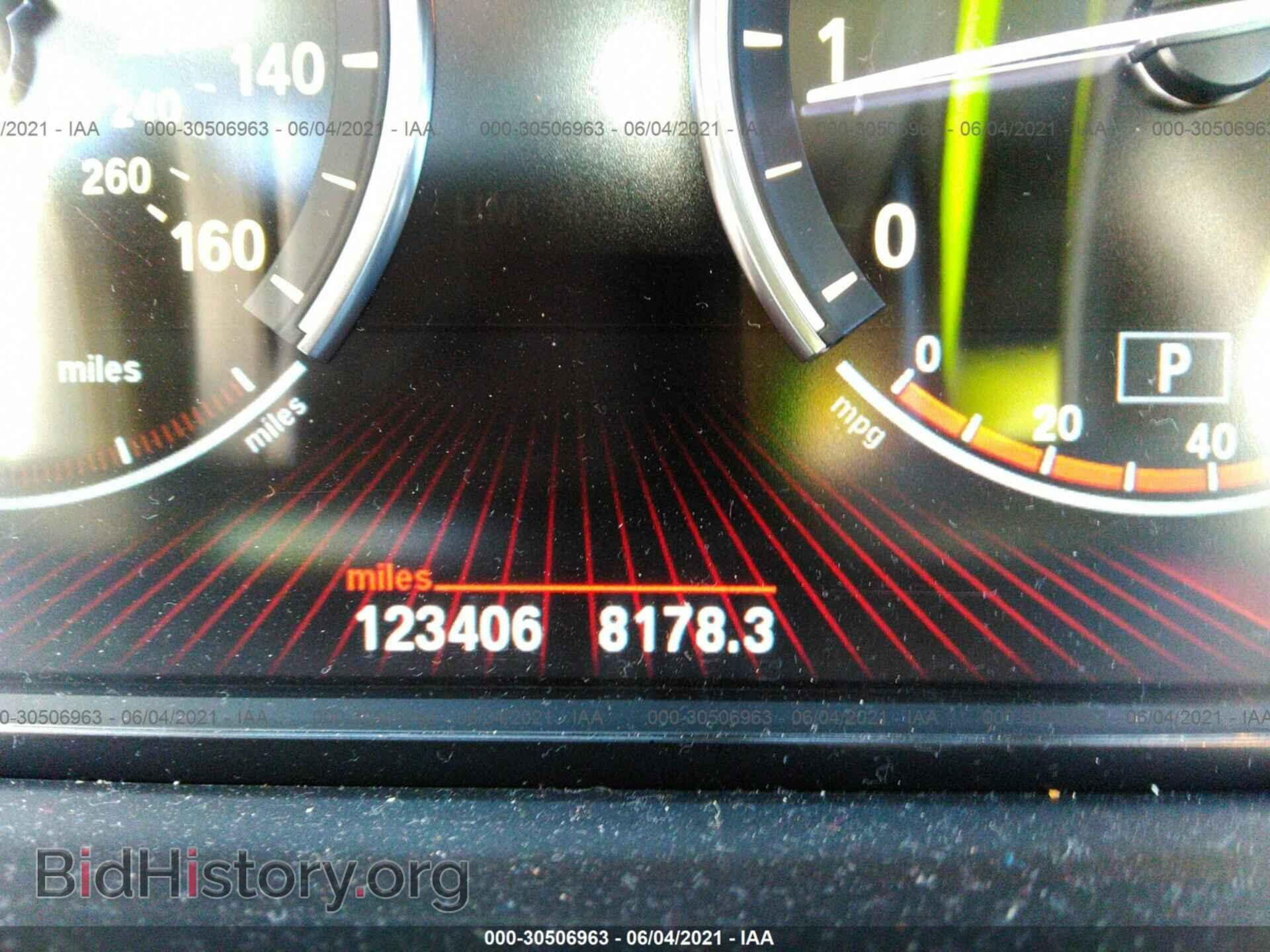 2011 BMW 7 SERIES - VIN: WBAKB8C56BC852246 - Фото 7