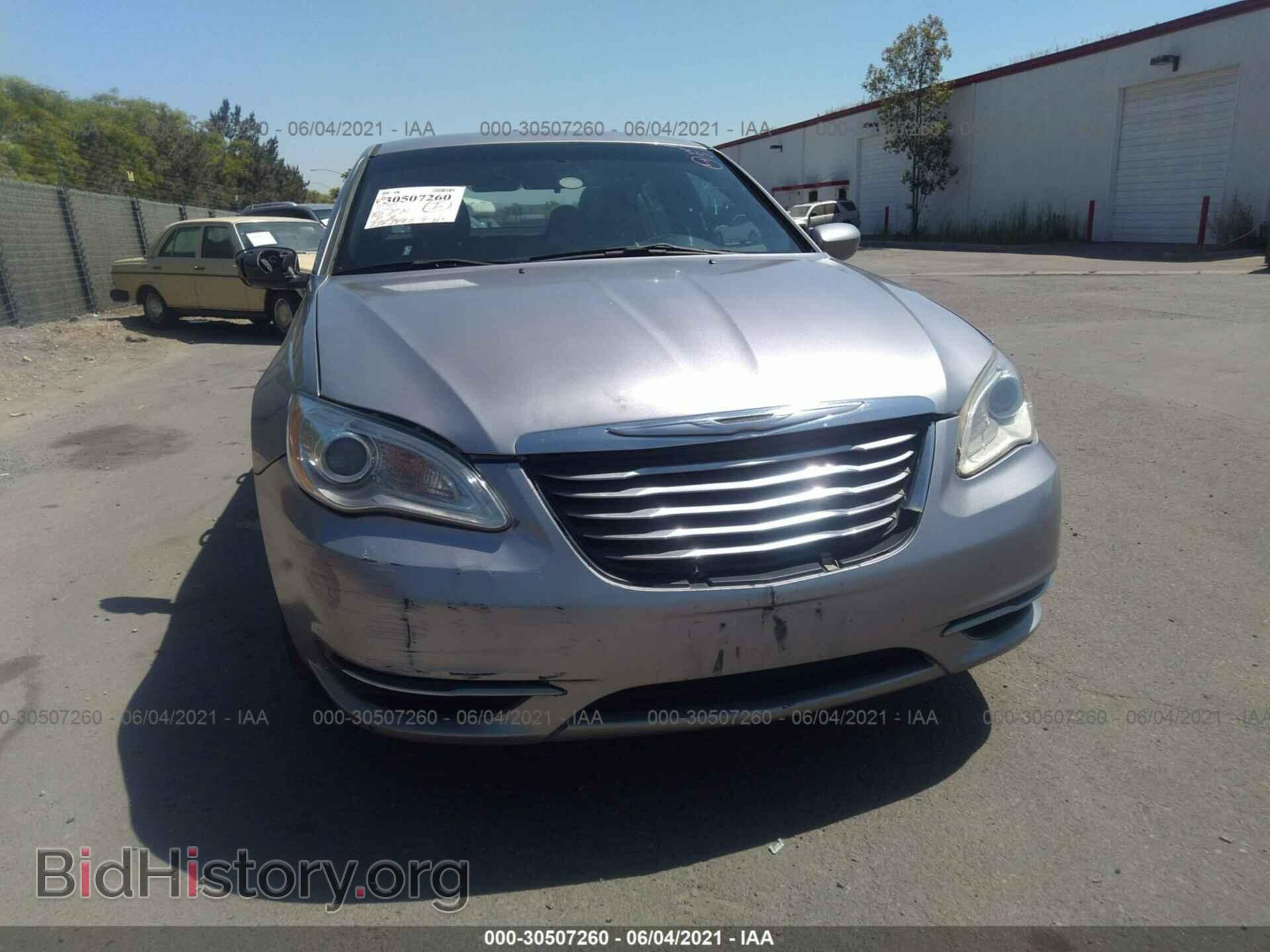 2013 CHRYSLER 200 - VIN: 1C3CCBAB3DN715108 - Фото 6