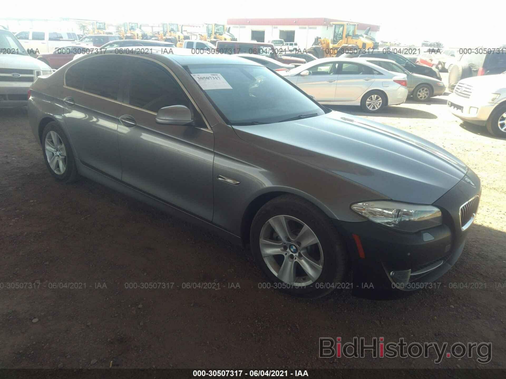 Photo WBAFR1C52BC741035 - BMW 5 SERIES 2011