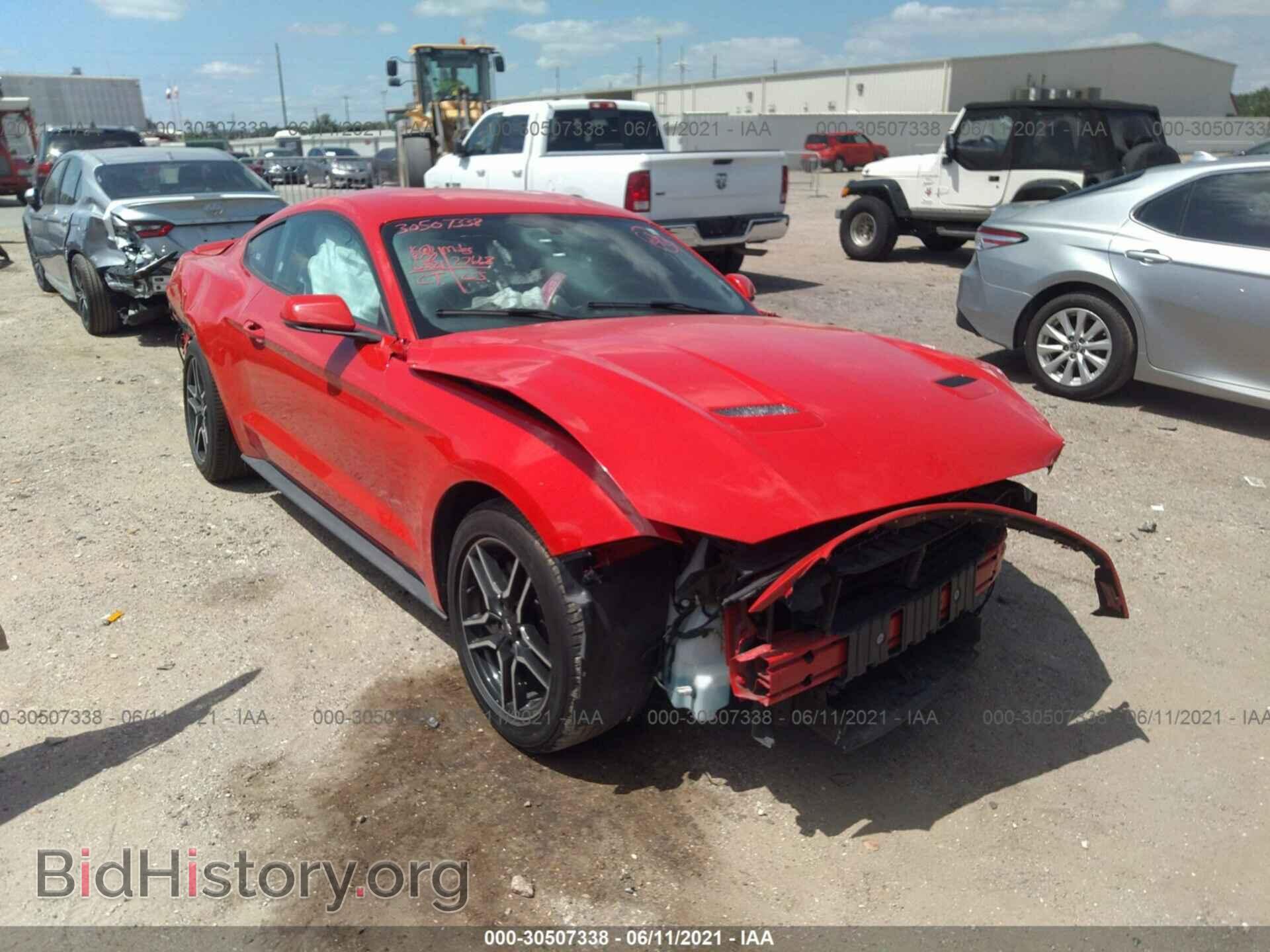 Photo 1FA6P8TH0L5132002 - FORD MUSTANG 2020