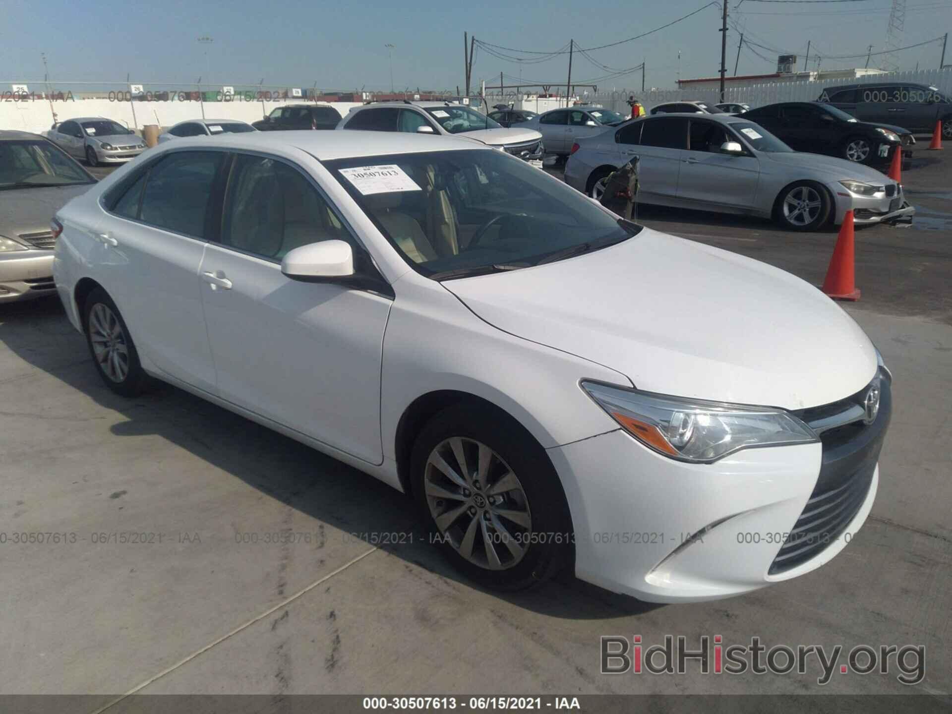 Photo 4T4BF1FKXFR461635 - TOYOTA CAMRY 2015