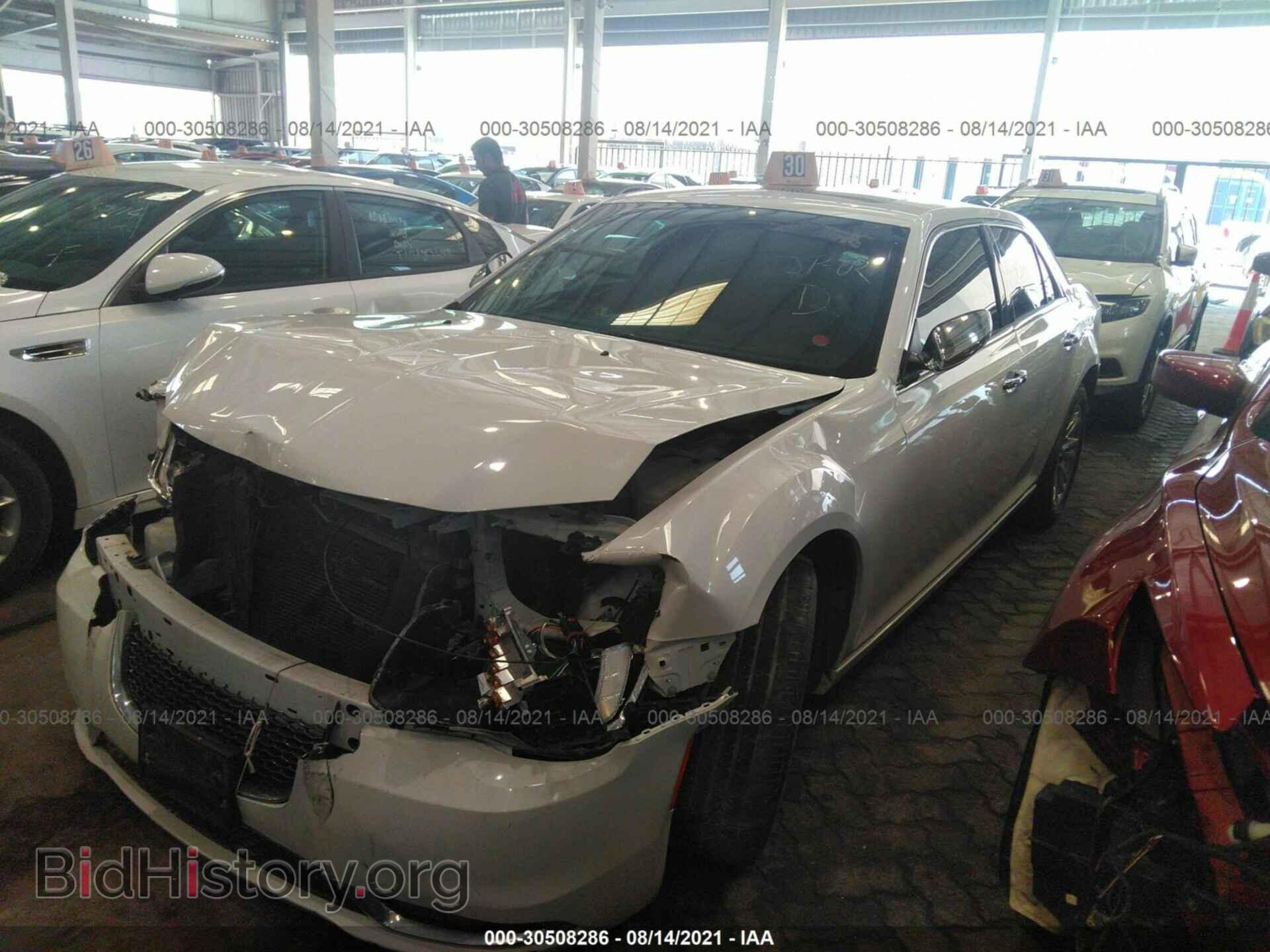 2017 CHRYSLER 300 - VIN: 000CCAEG6HH662774 - Фото 2