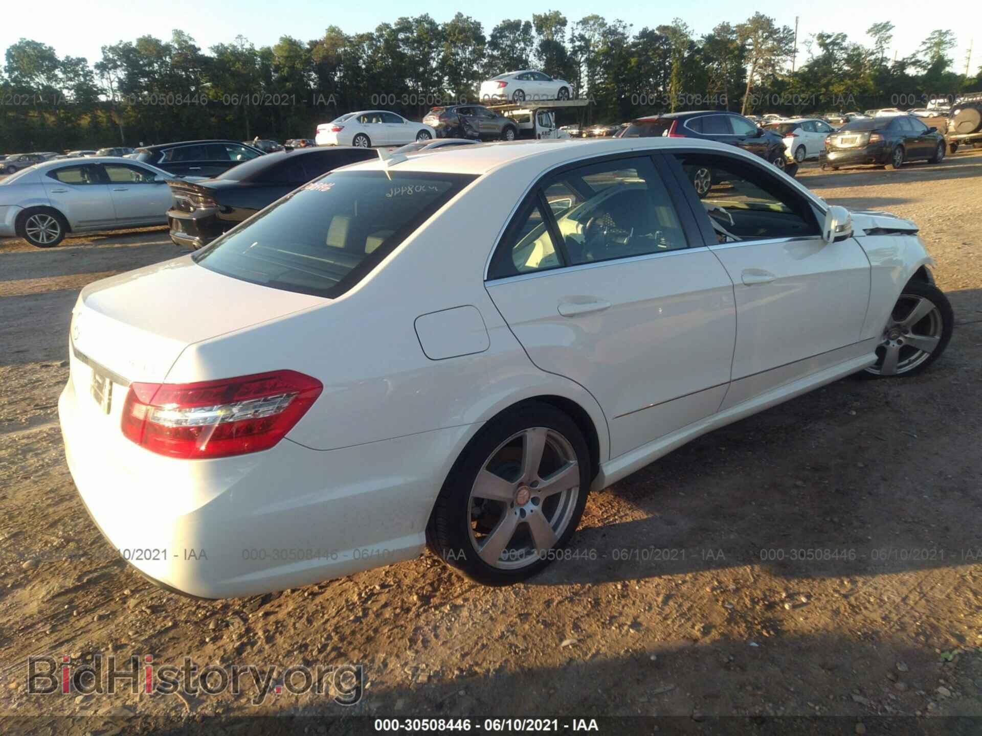 2011 MERCEDES-BENZ E-CLASS - VIN: WDDHF8HB0BA306625 - Фото 4