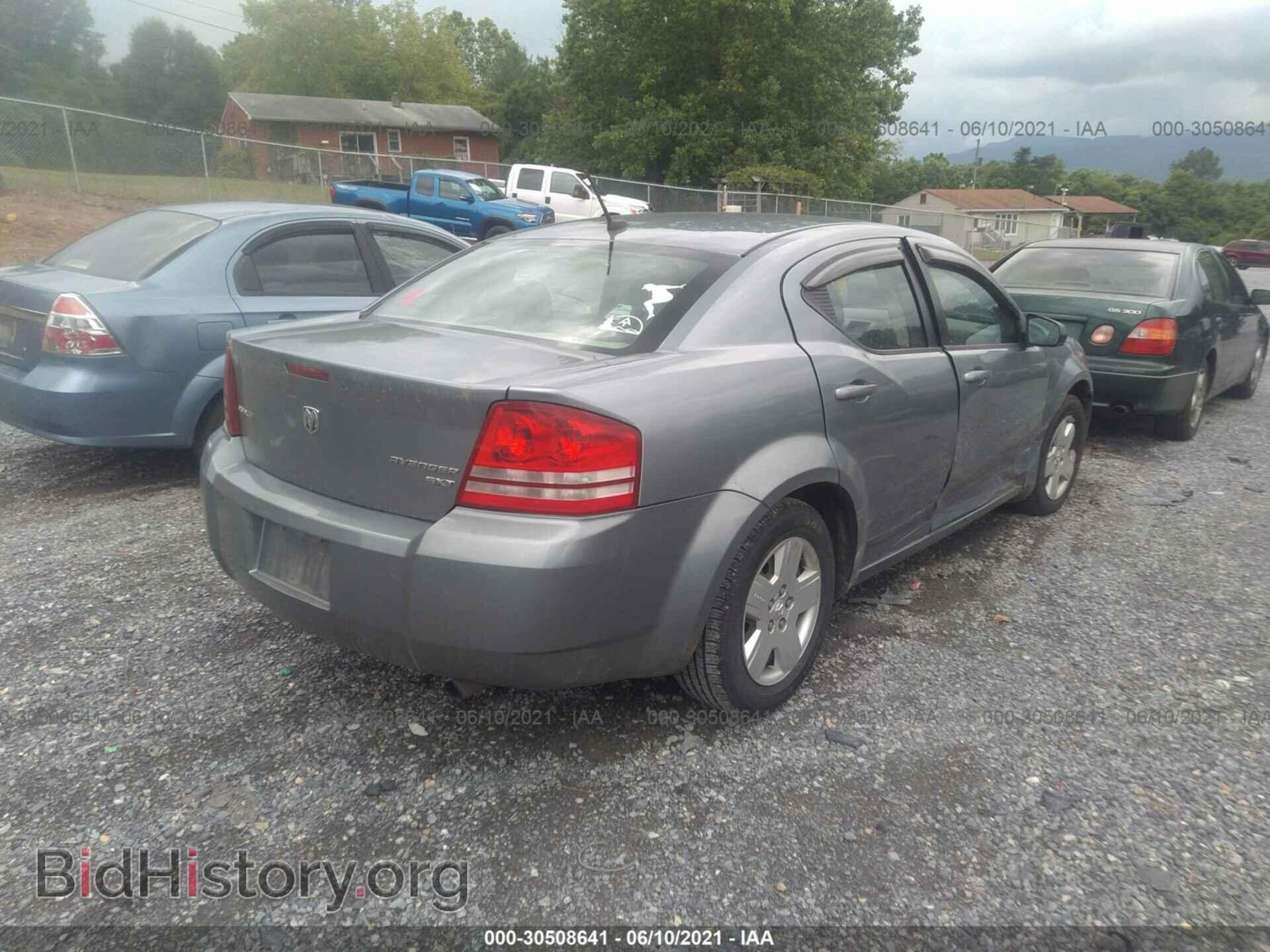 2010 DODGE AVENGER - VIN: 1B3CC4FB2AN228916 - Photo 4