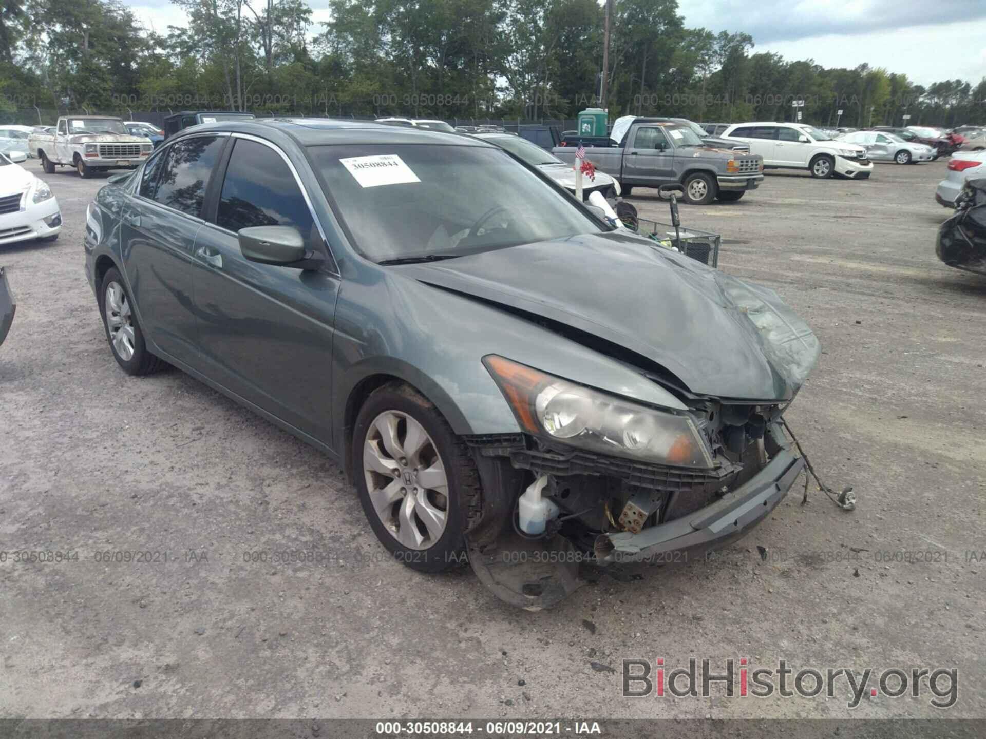 Photo 1HGCP2F82AA160461 - HONDA ACCORD SDN 2010