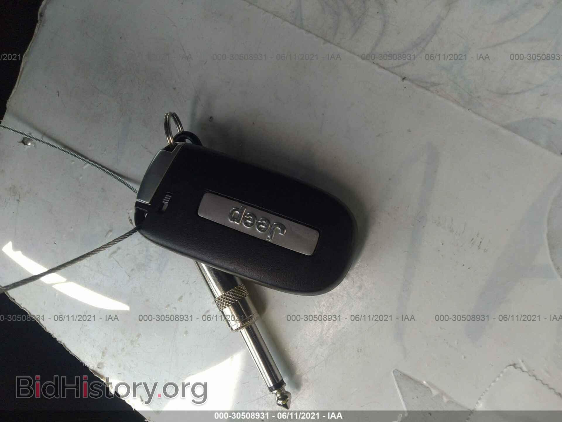 2019 JEEP CHEROKEE - VIN: 1C4PJLLB6KD308098 - Фото 11