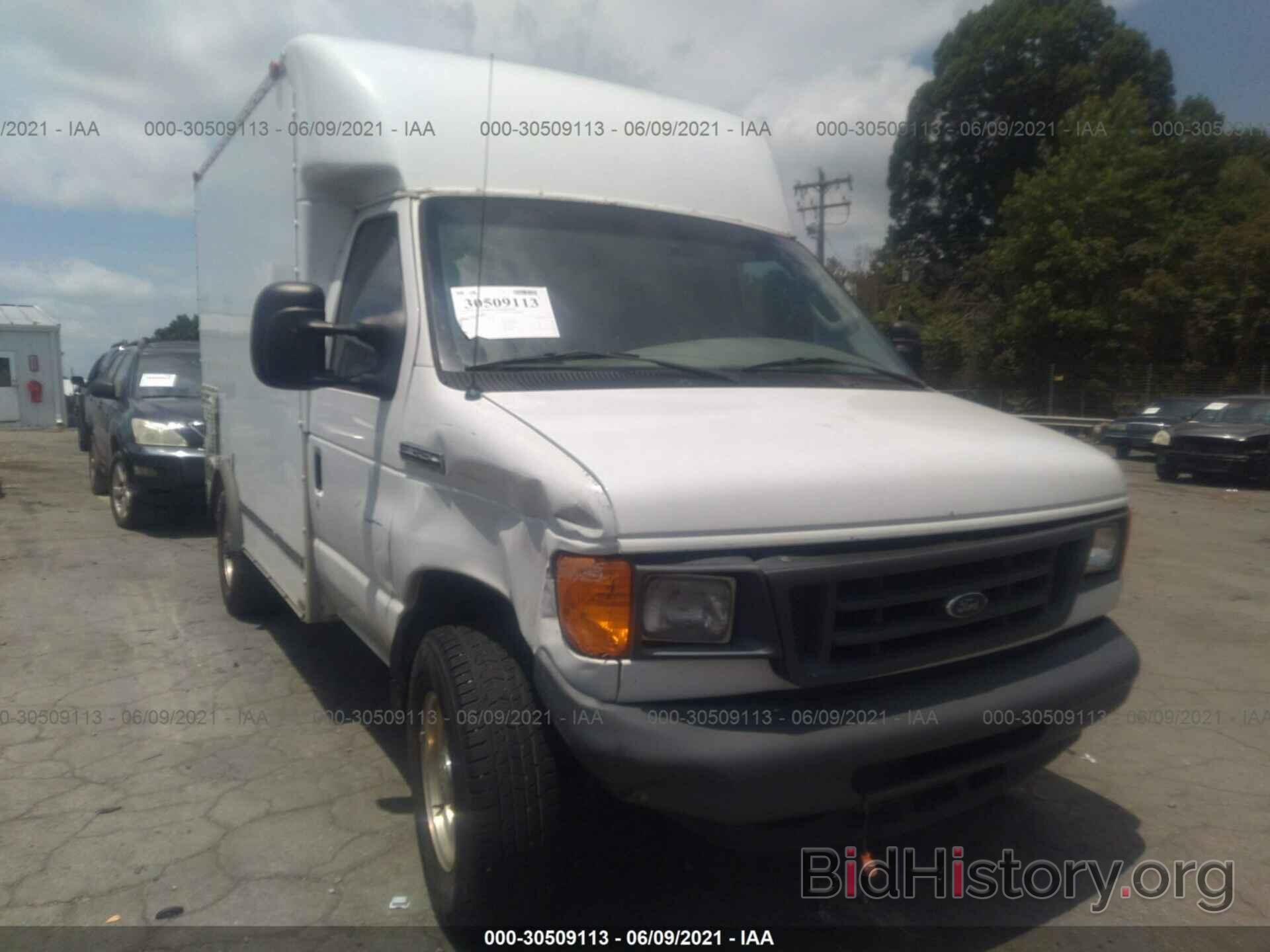 Photo 1FDSE35P96HB32519 - FORD ECONOLINE COMMERCIAL 2006