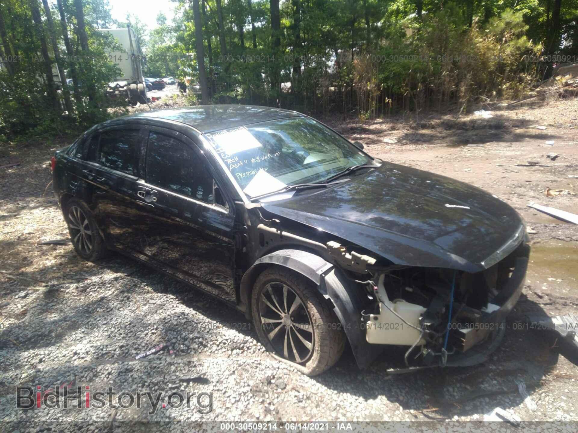 Photo 1C3CCBBG4DN728010 - CHRYSLER 200 2013