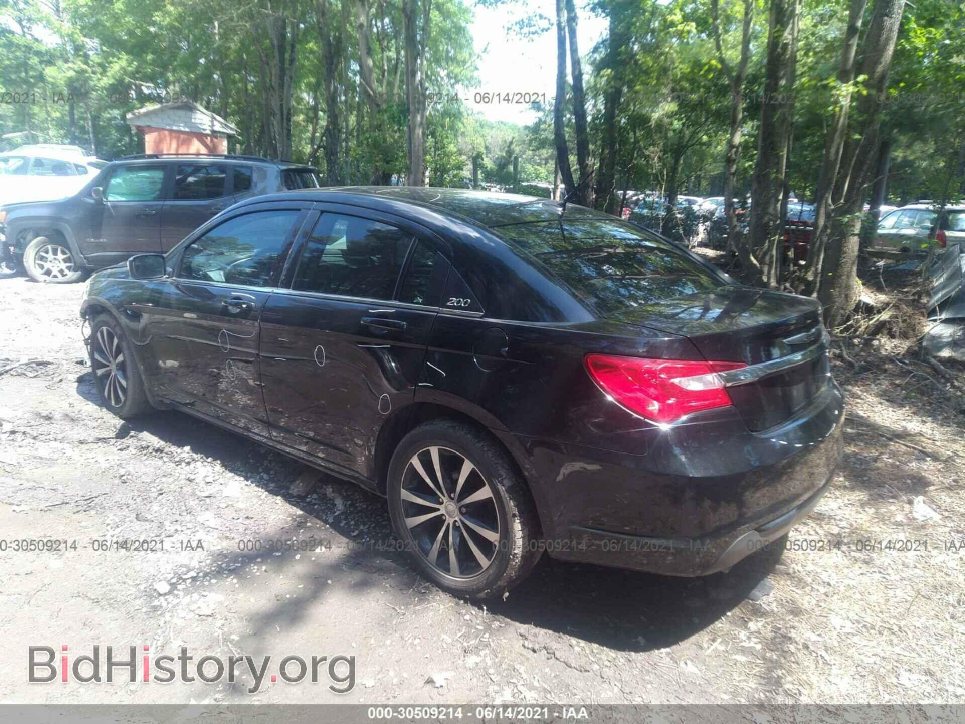 2013 CHRYSLER 200 - VIN: 1C3CCBBG4DN728010 - Photo 3