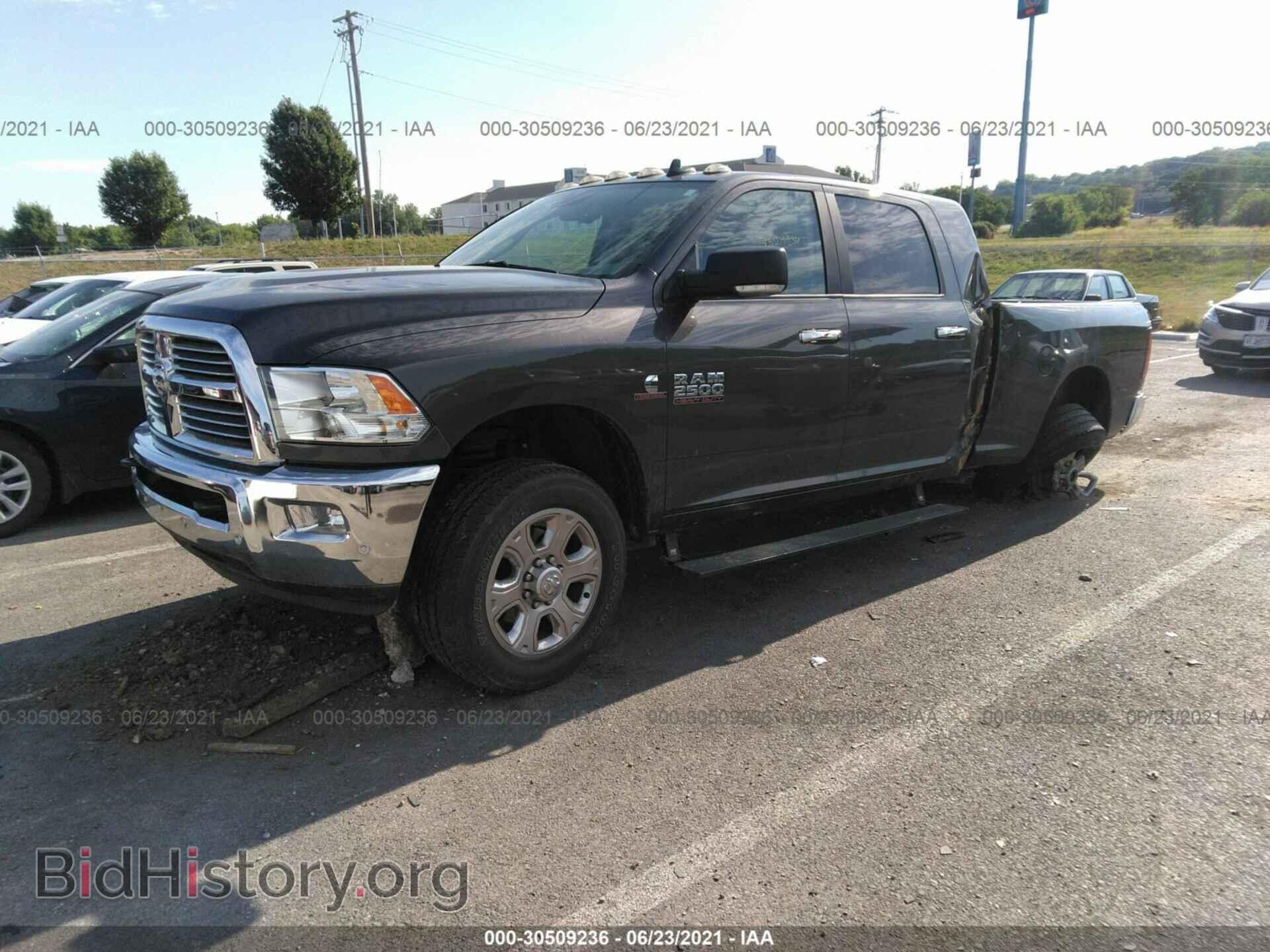 2017 RAM 2500 - VIN: 3C6UR5ML9HG519314 - Фото 2